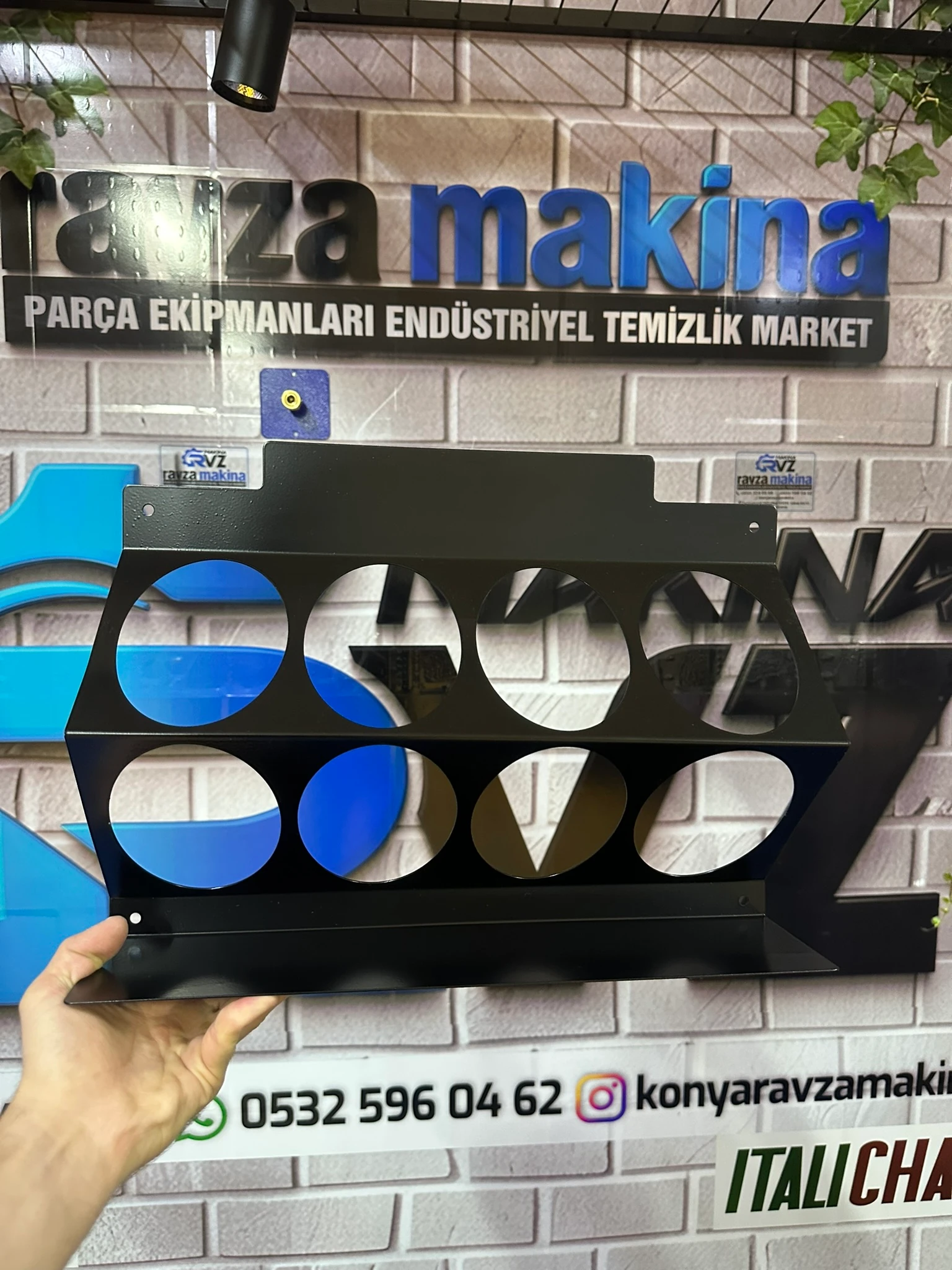 Rvz Pasta - Cila Şişe Aparatı / Oto Detay Düzenleyici - Siyah Renk