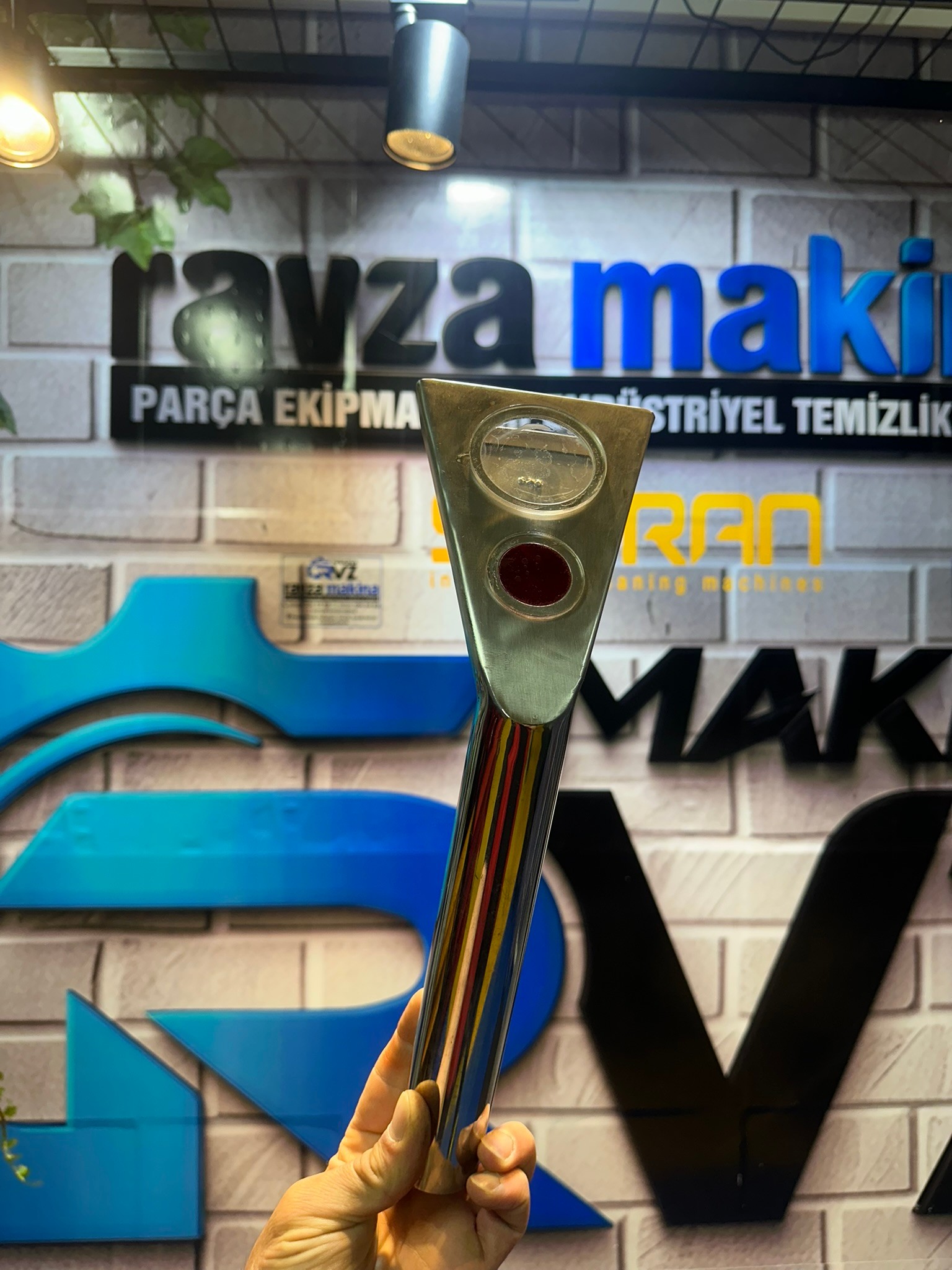 Rvz Safran / Anafor / Star / Fantom / Çözüm ve Vantos Uyumlu Krom Tetiksiz Koltuk Aparatı