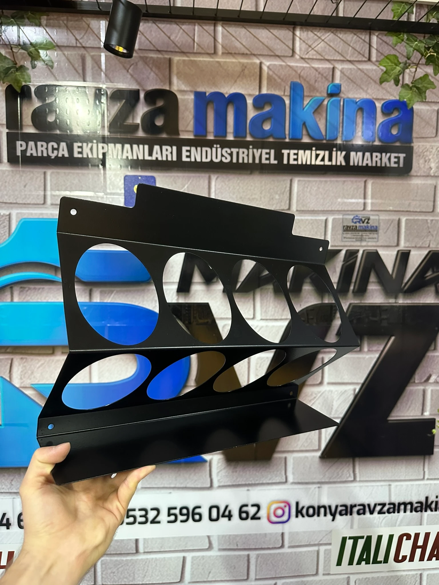 Rvz Pasta - Cila Şişe Aparatı / Oto Detay Düzenleyici - Siyah Renk