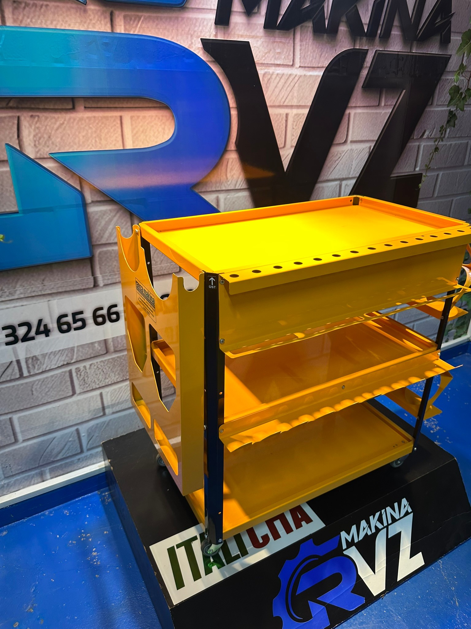 Rvz Oto Detay Takım Arabası / 12 Parça