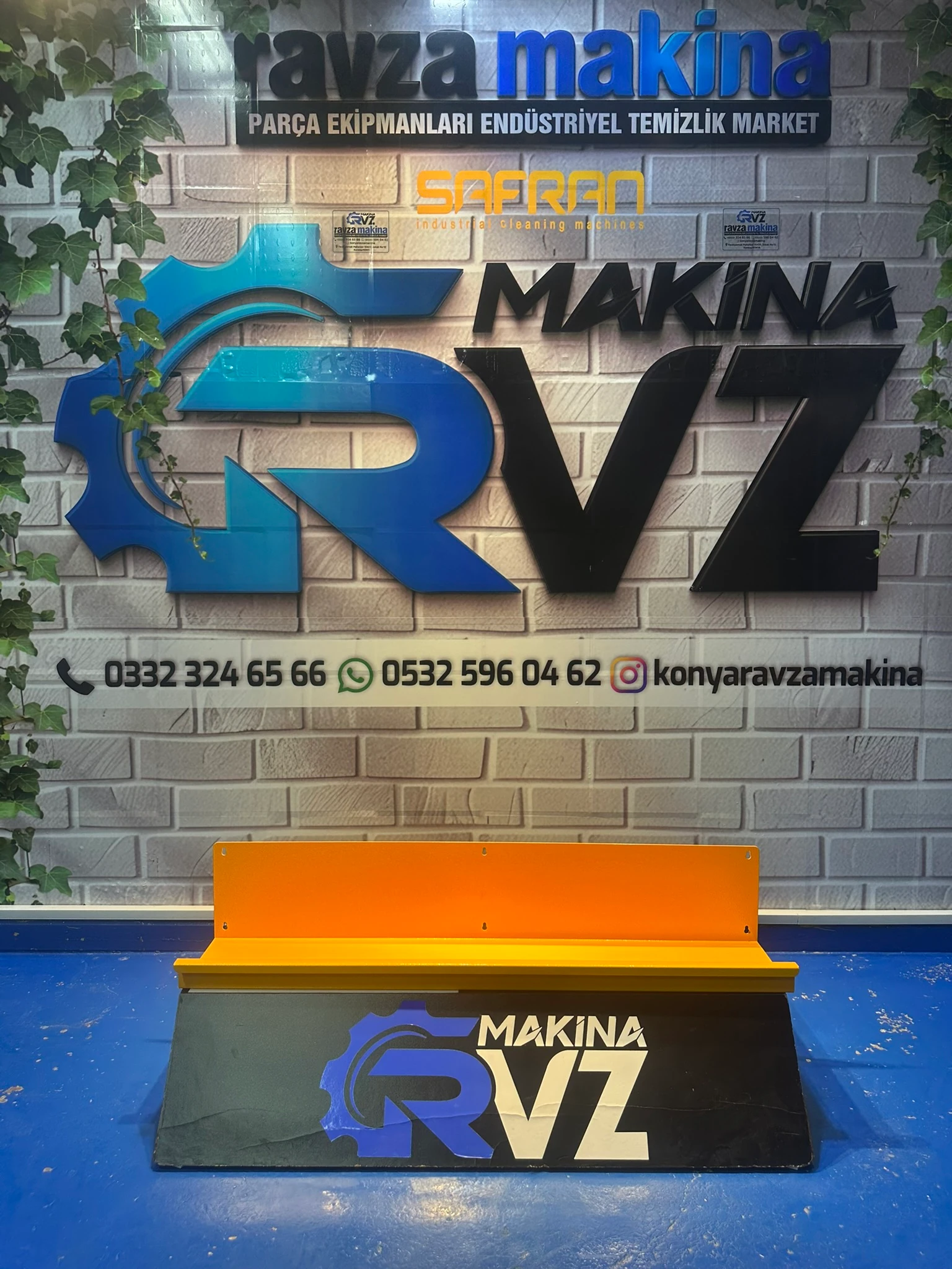 Rvz 1 Mt Uzunluğunda Raf / Oto Detay Düzenleyici - Sarı Renk