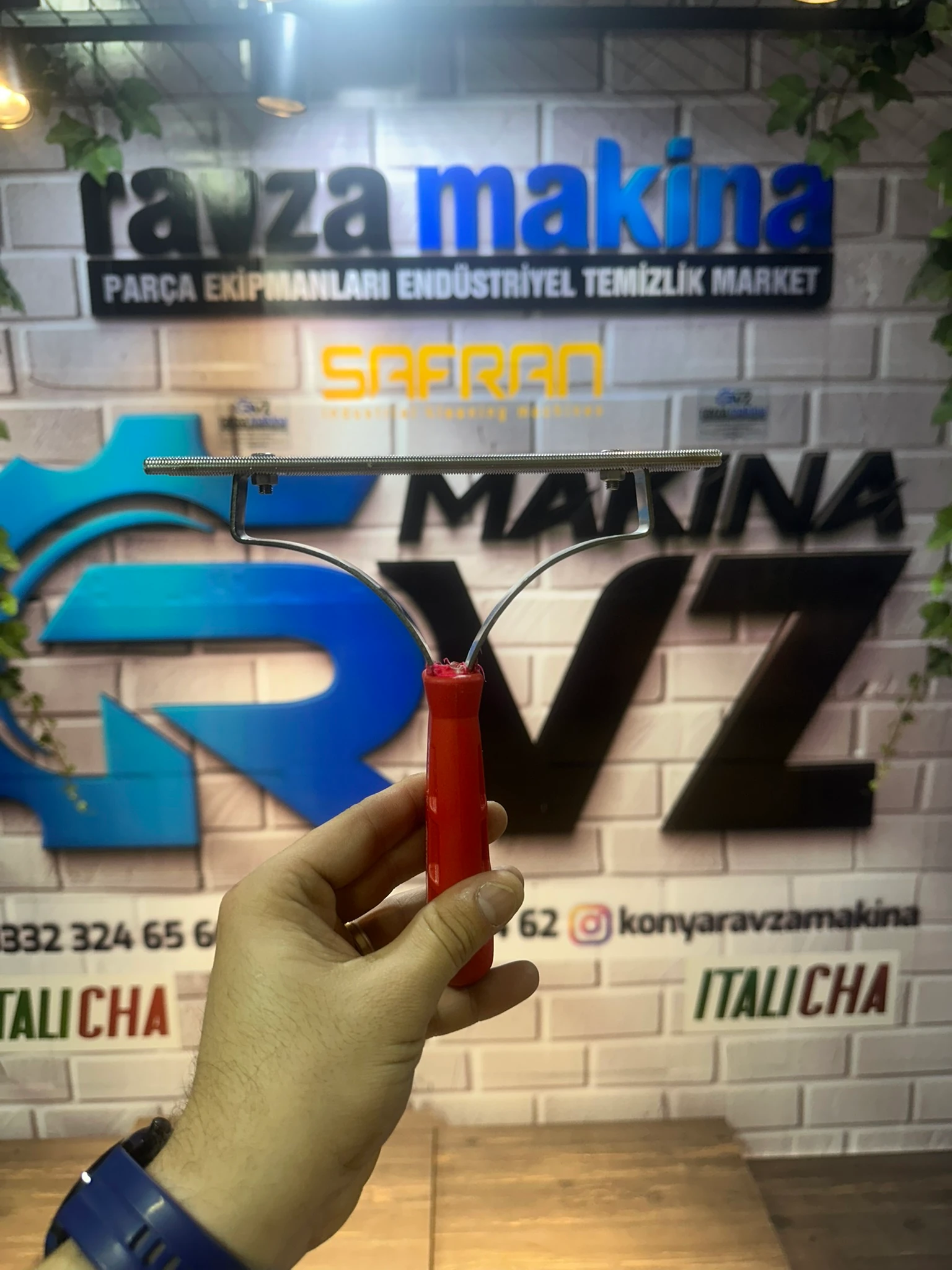 Rvz Halı Hav Alma Tarağı