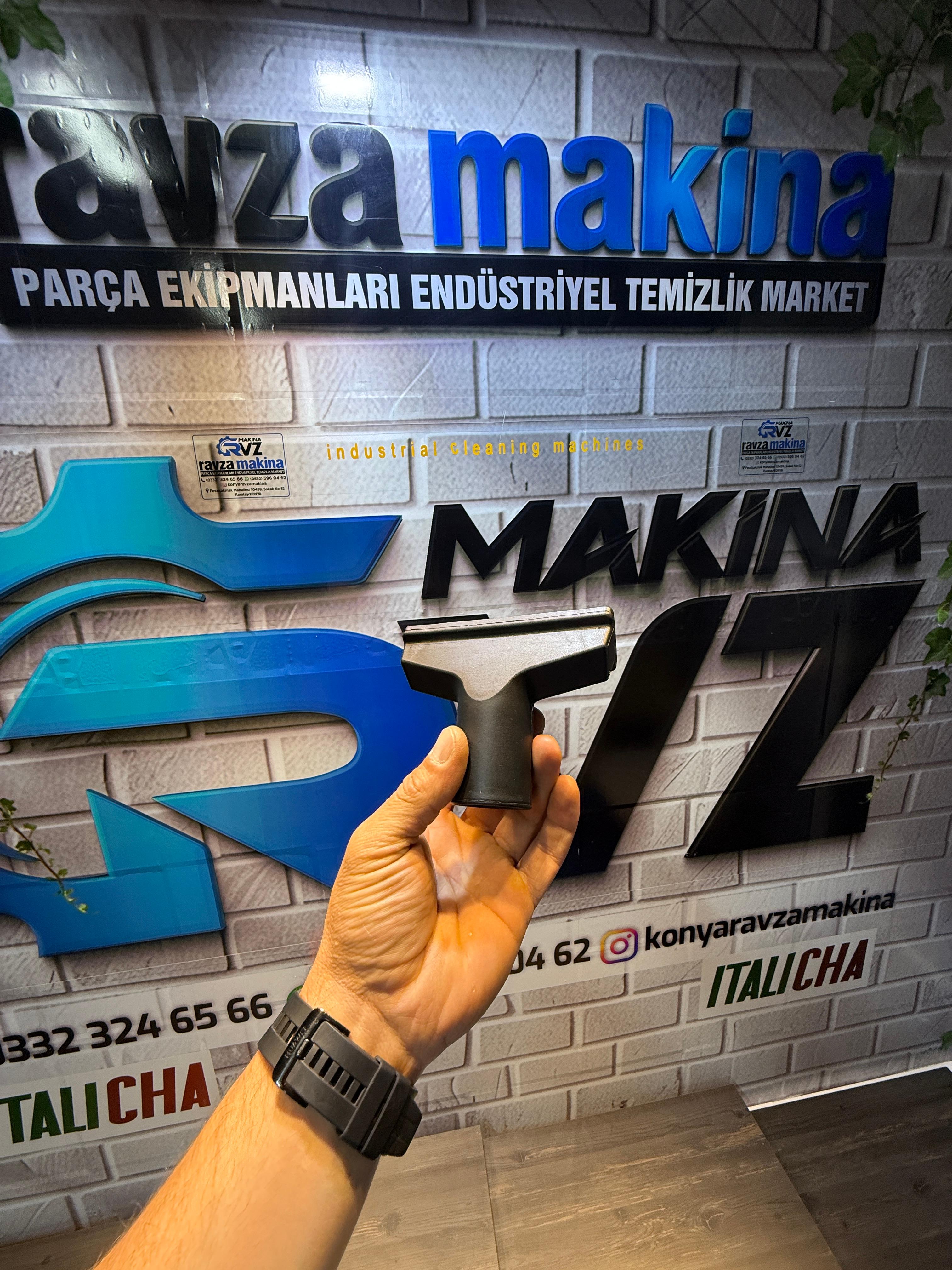 Rvz Süpürge Toz Çektirme Fırçalı Aparat