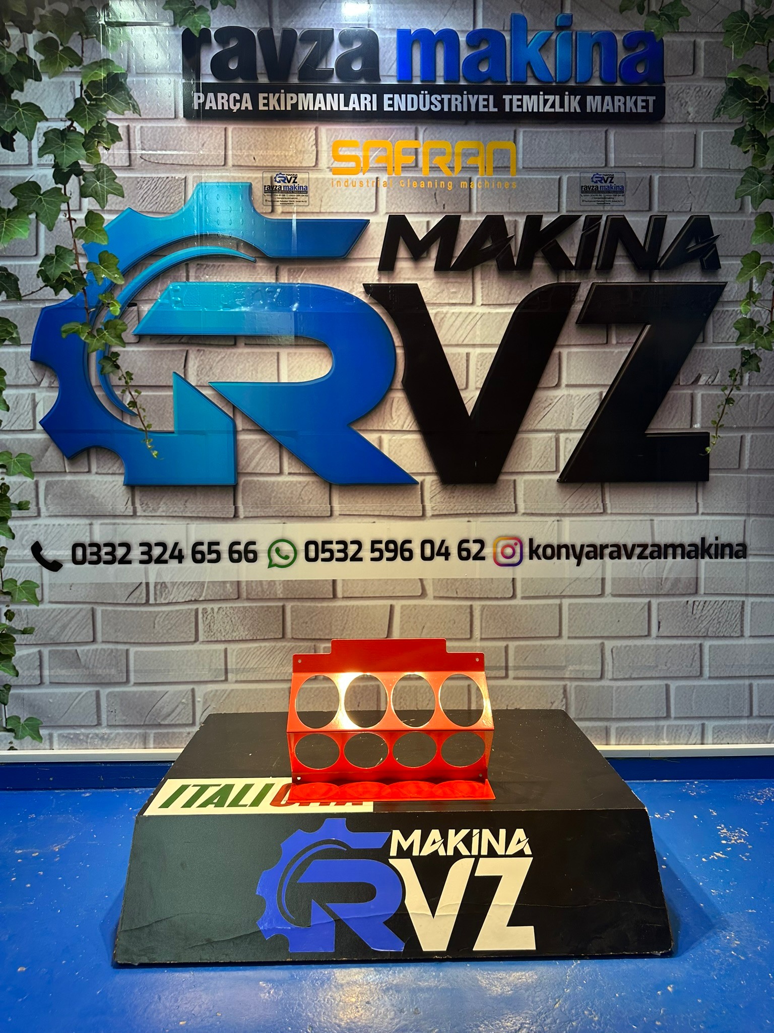 Rvz Pasta - Cila Şişe Standı / Oto Detay Metal Düzenleyici