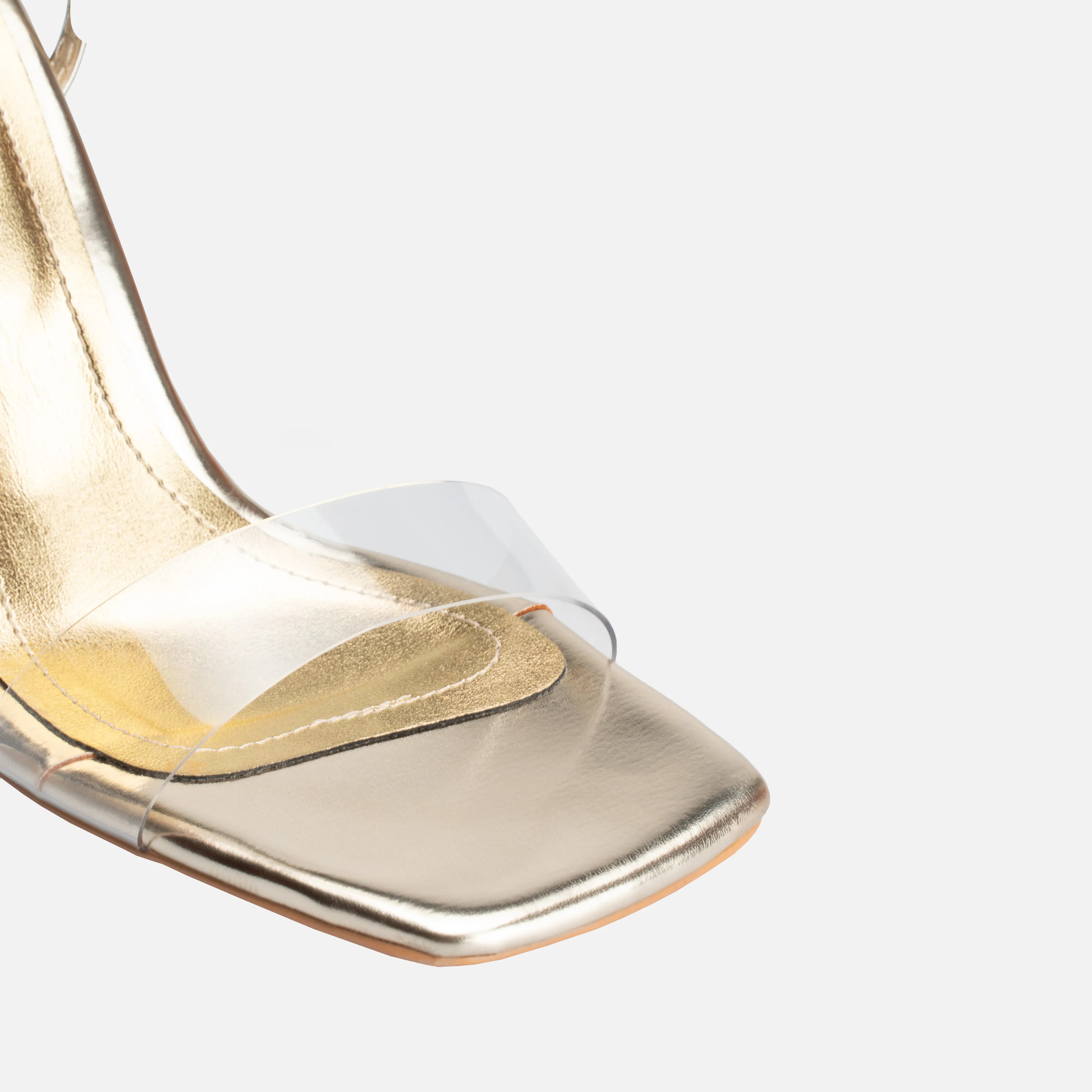 Metalik Şeffaf Bantlı Bağcıklı İnce Yüksek Topuklu Ayakkabı - Gold