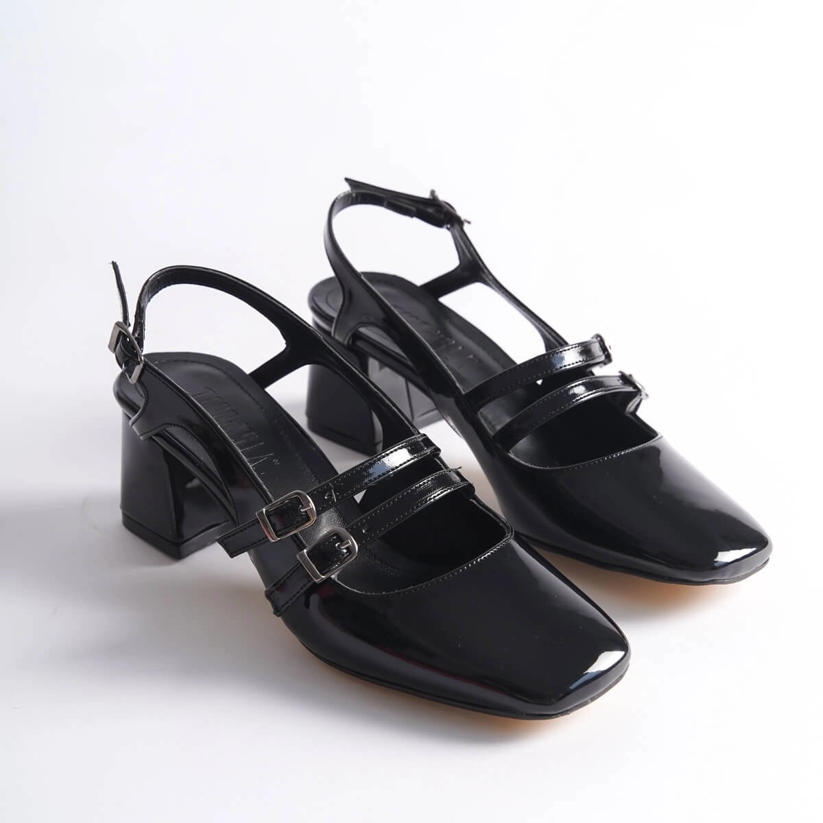 Mary Jane Rugan Tokalı Kalın Kısa Topuklu Ayakkabı - Siyah