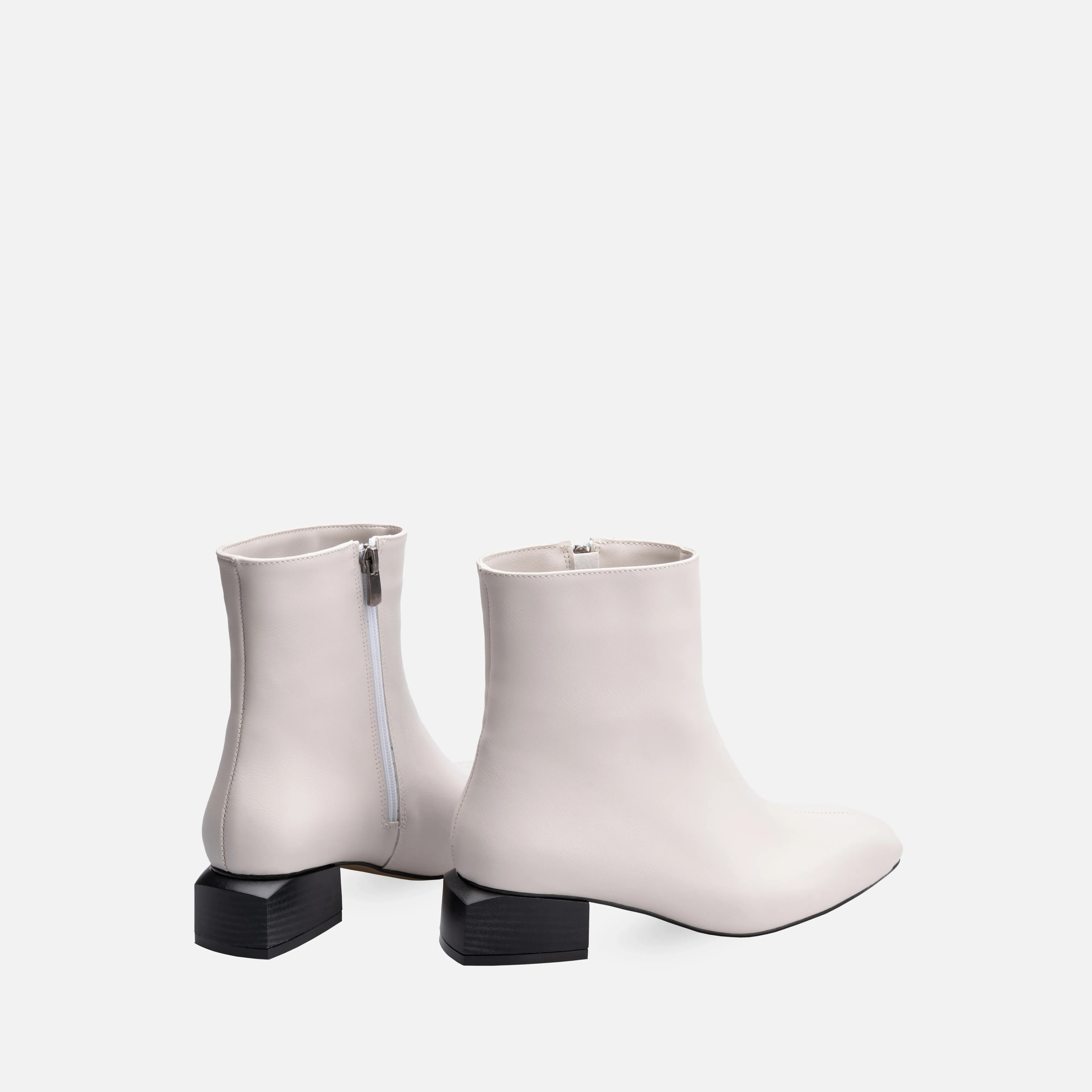 Suzie Thick Mid Heeled Boots Off White