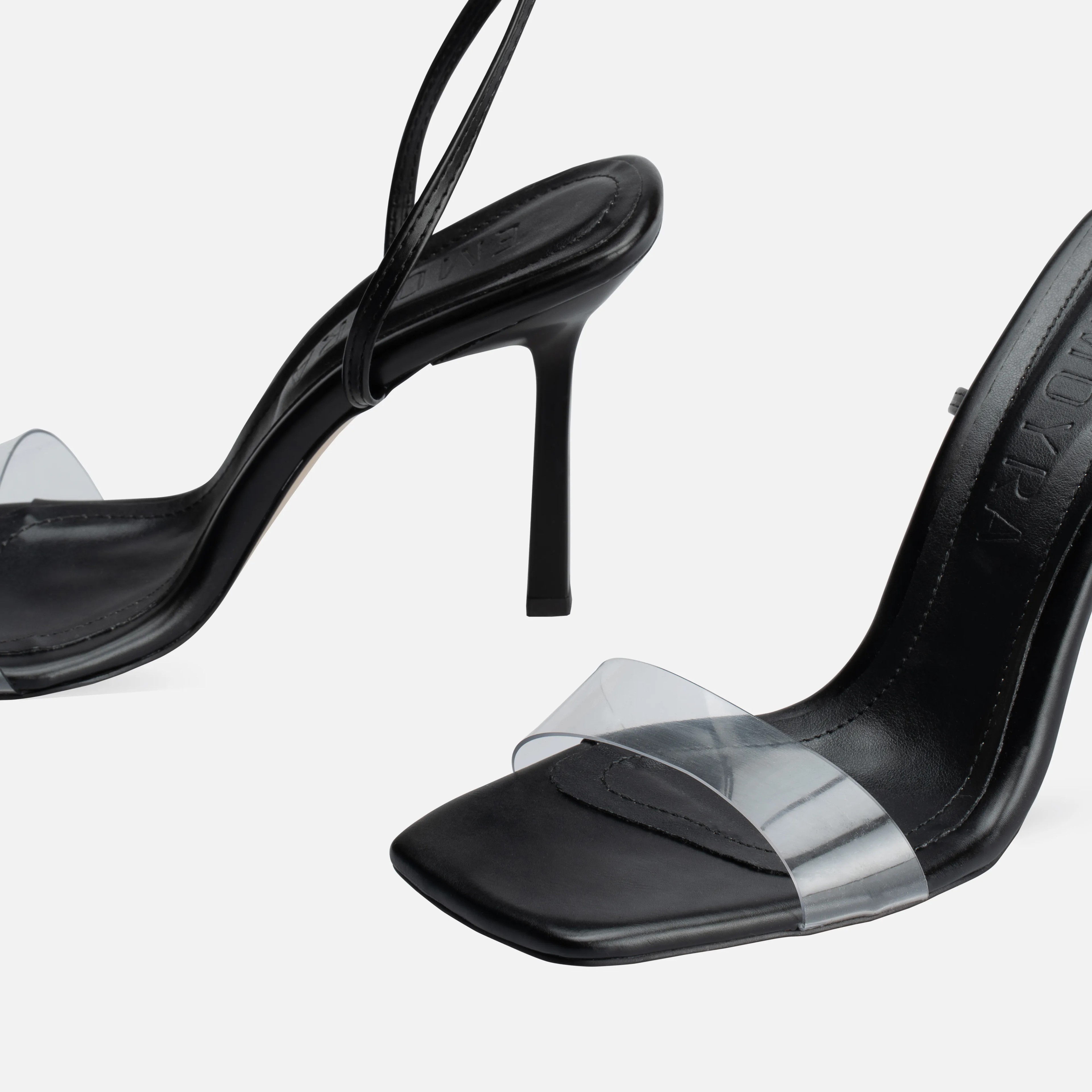 Şeffaf Bantlı Bağcıklı İnce Yüksek Topuklu Ayakkabı - Siyah