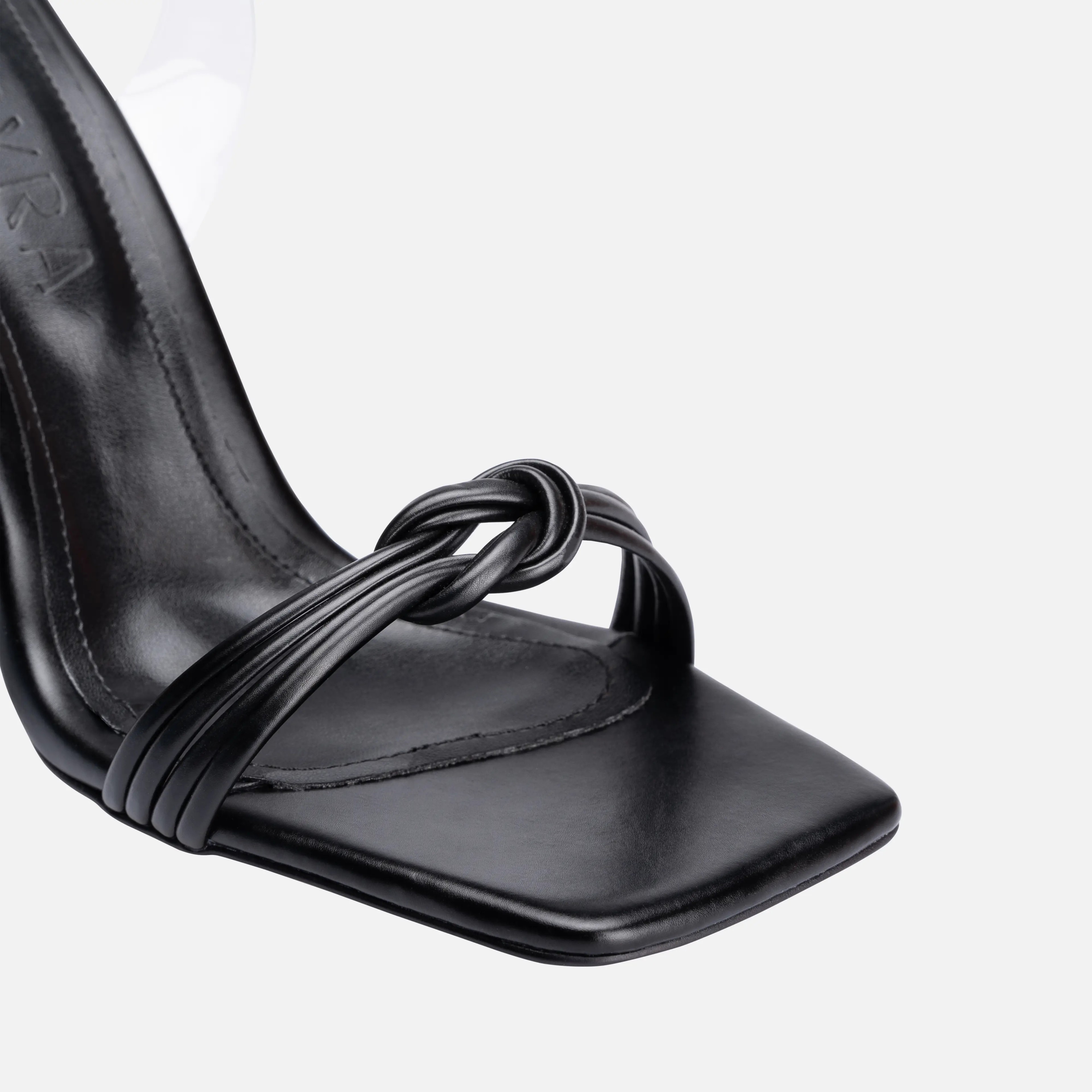 Şeffaf Detaylı İnce Yüksek Topuklu Ayakkabı - Siyah