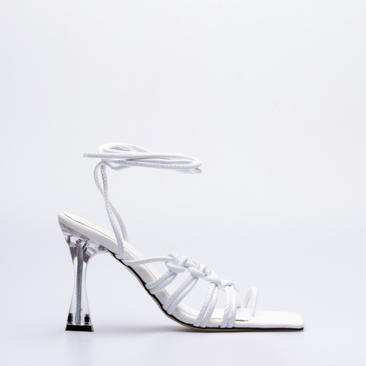 Vera İnce Yüksek Şeffaf Topuklu Ayakkabı Beyaz