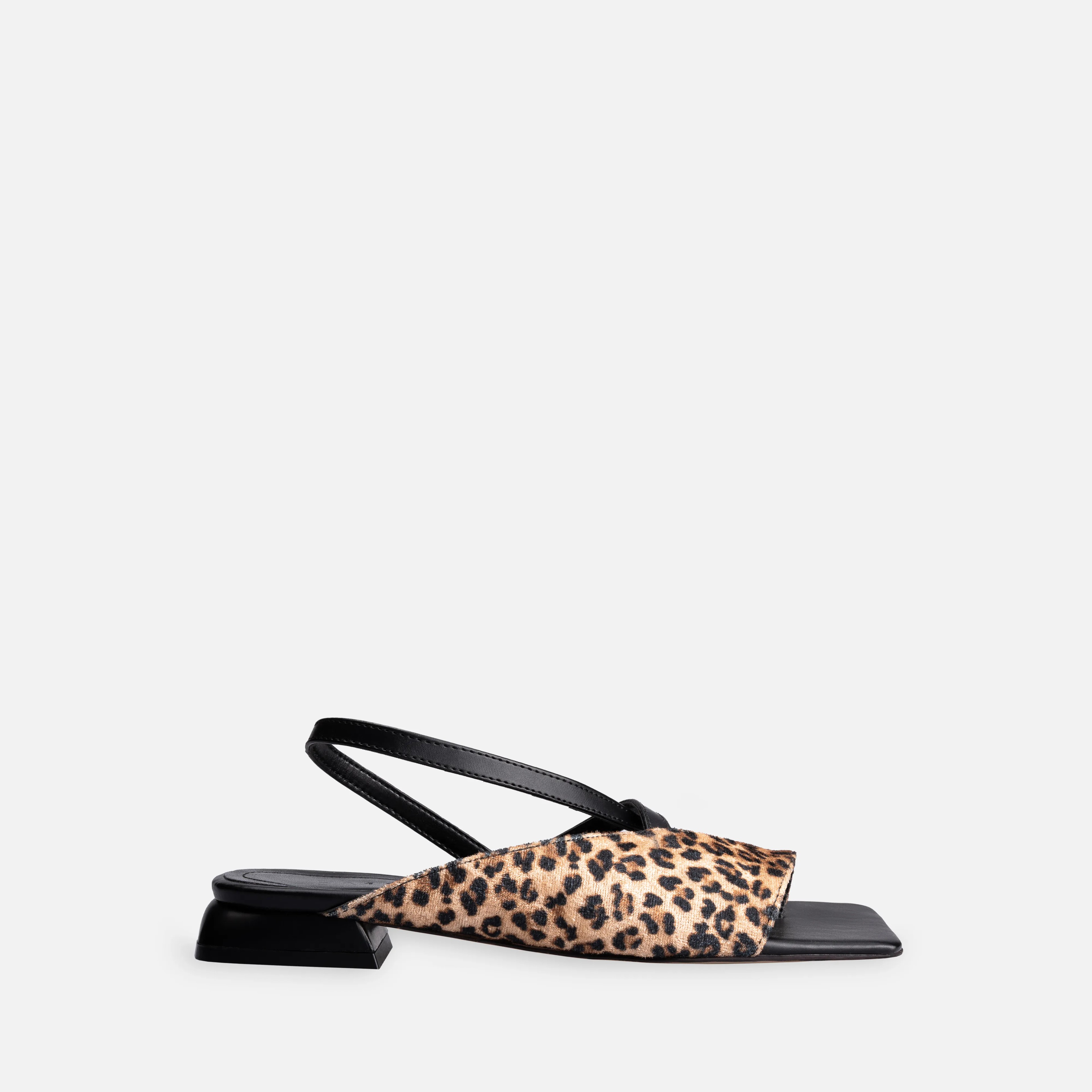 Thick Short Heel Sandals - Leopard