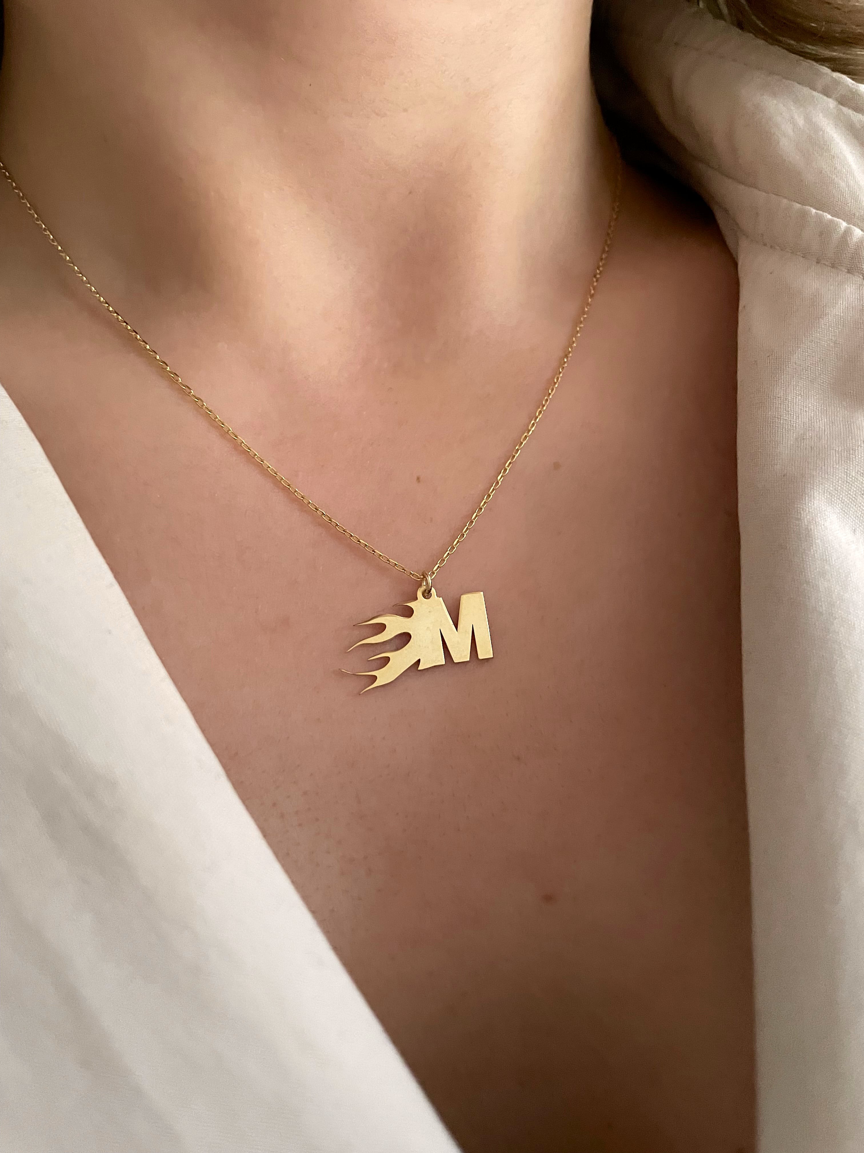 925 Gümüş | Unisex Alevli Harf Font