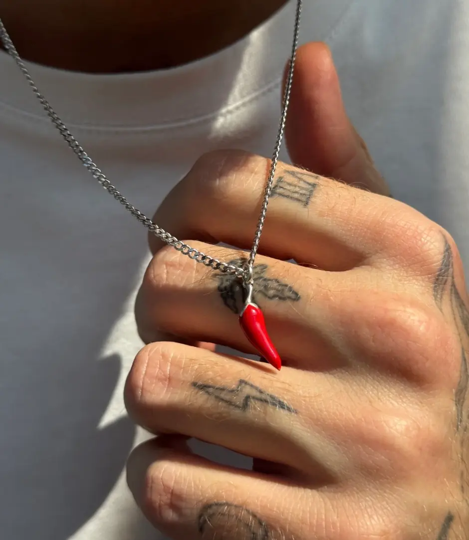 Erkek Kırmızı Biber Kolye