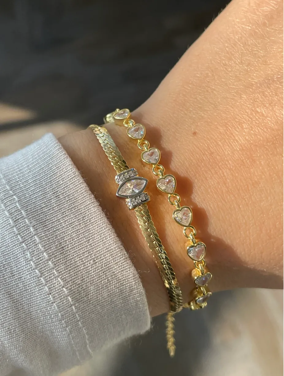 Full Kalp Figürlü Bileklik