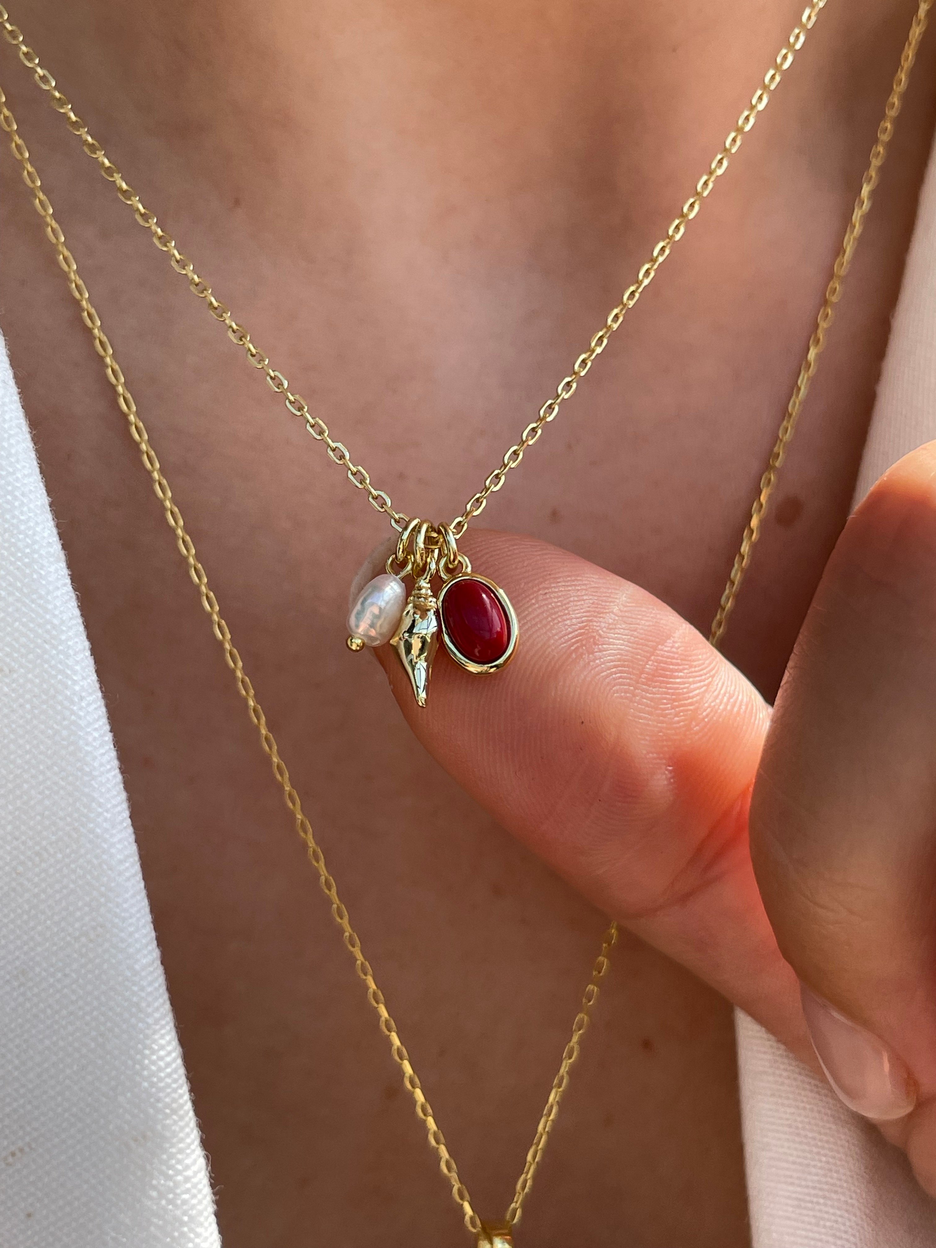 925 Gümüş | İthal Ruby Taşlı İncili Deniz Kabuğu Kolye
