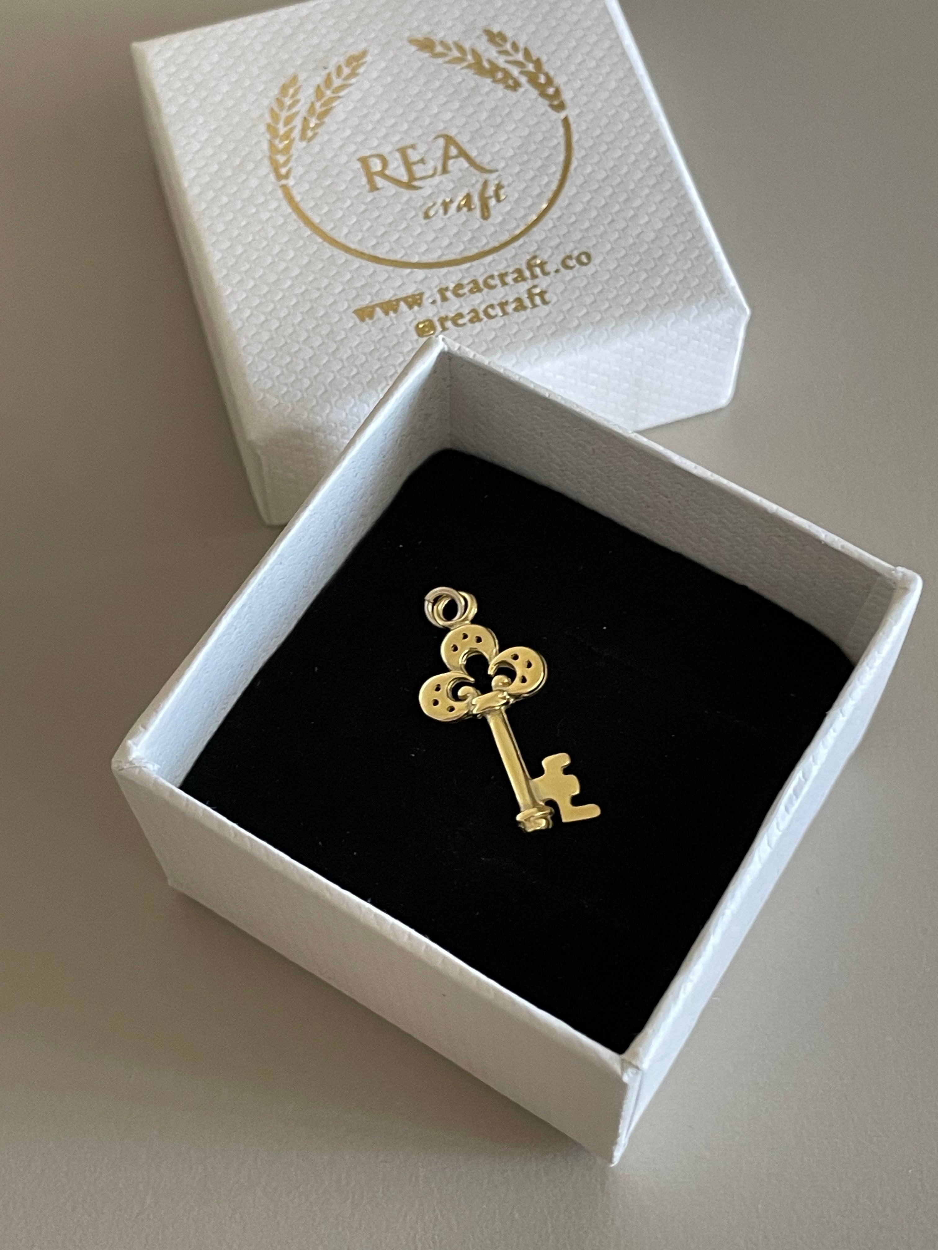 925 Ayar Gümüş | ''Locke1''' Anahtar Charm