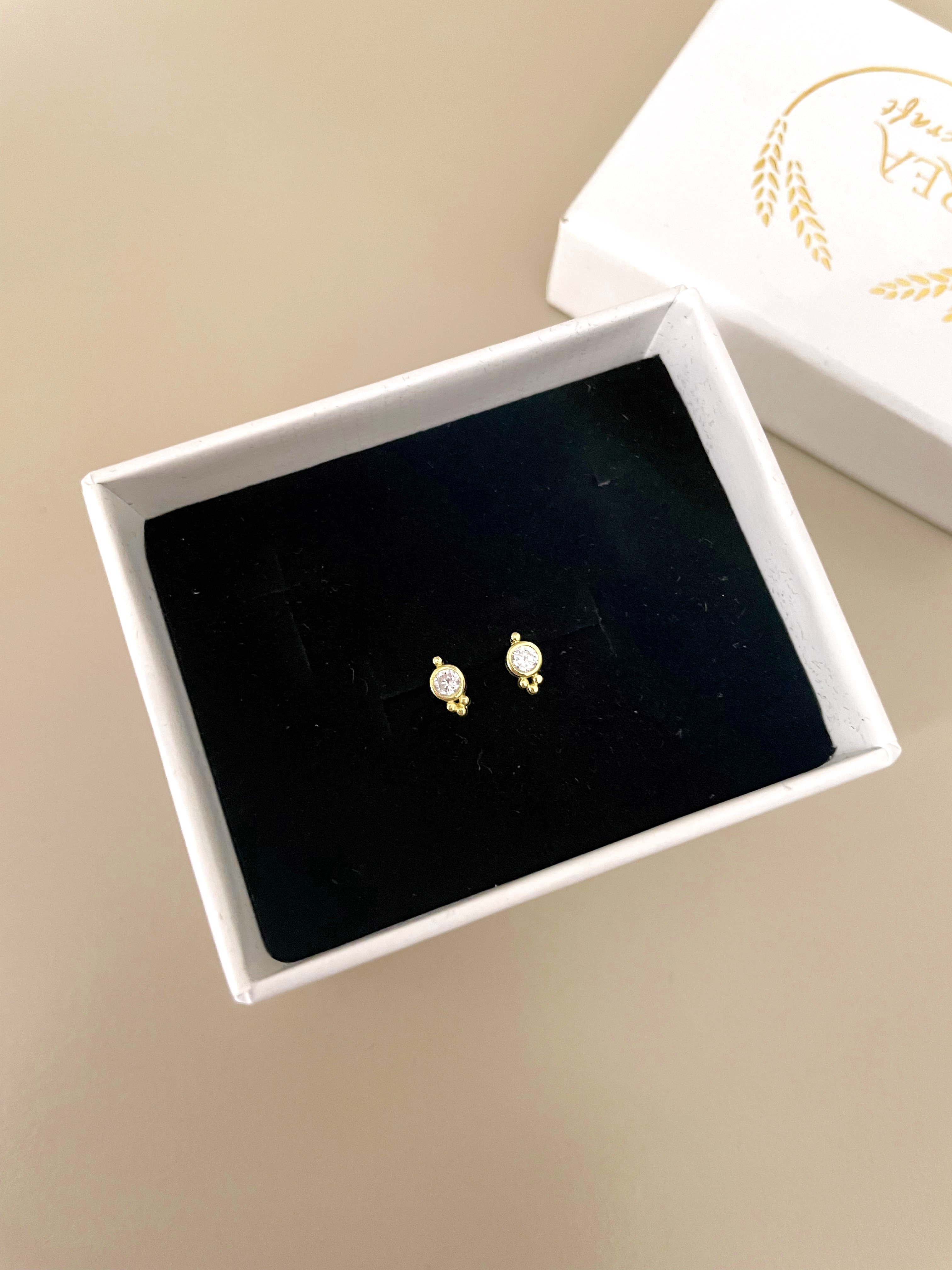 925 Gümüş | Tiny Babe Mini Küpe