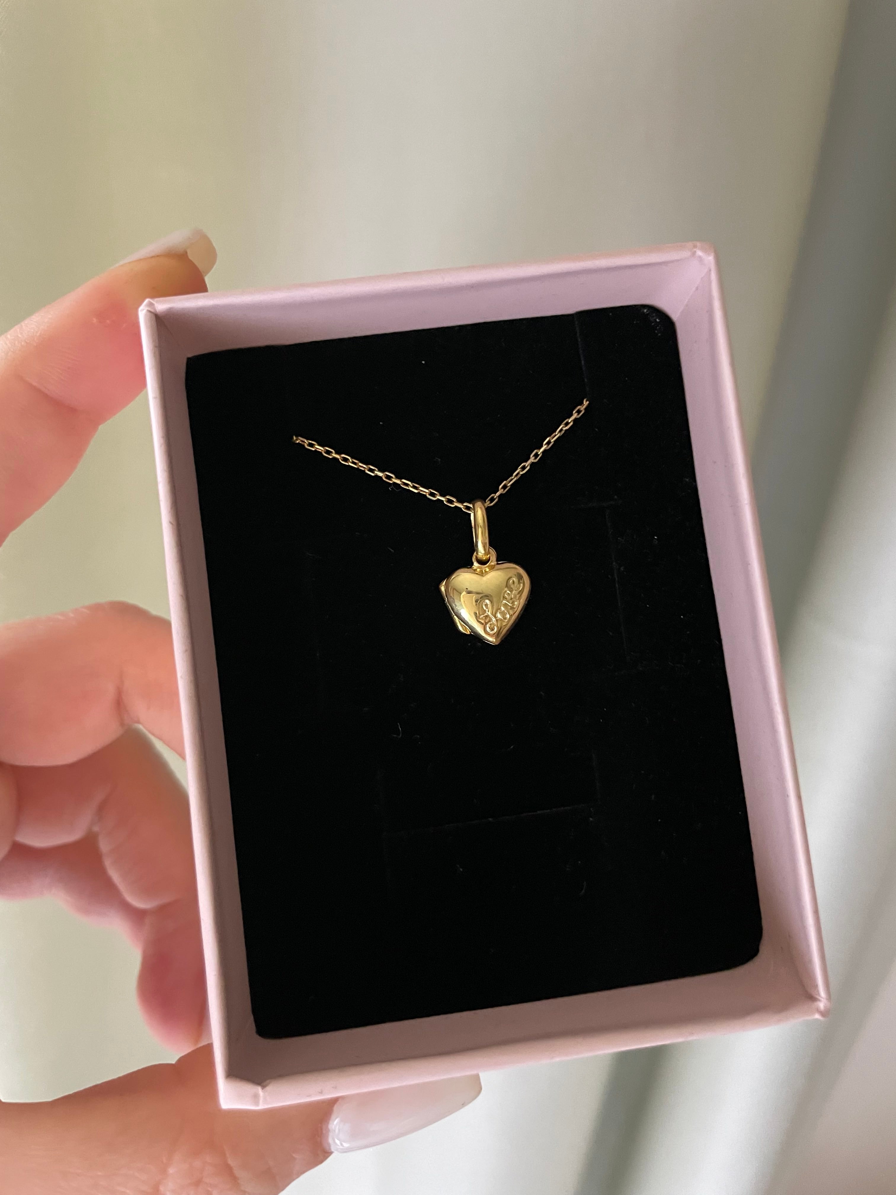925 Gümüş | Love Yazılı Mini Kalp Madalyon Kolye