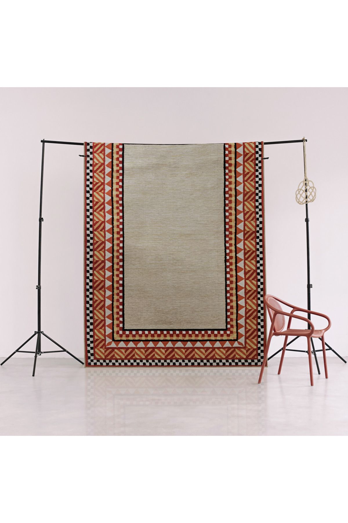 Gri Temalı Çok Renkli Dış Karma Geometrik Şekil Desenli Modern Dekoratif Halı 2324