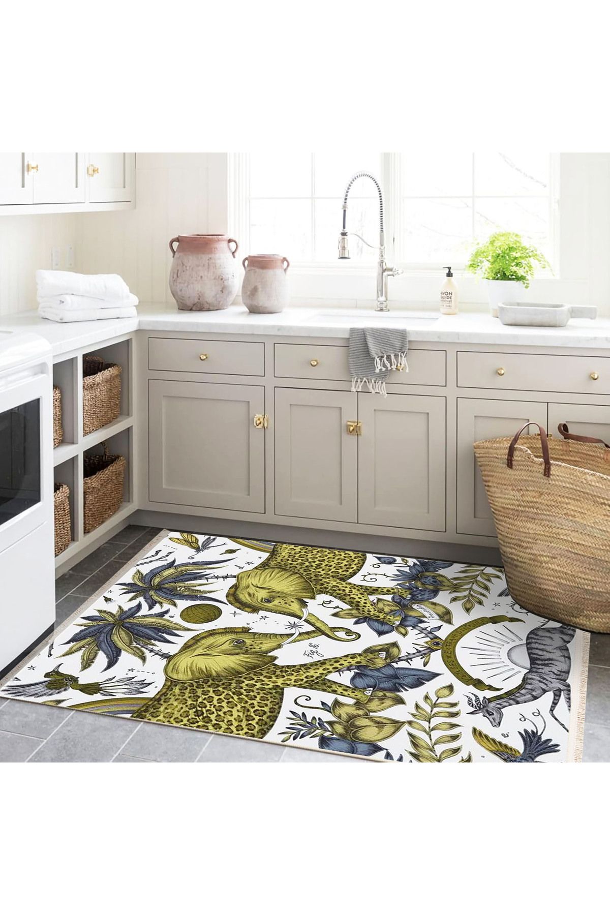 Güney Koleksiyonu Tropikal Ağaçlar Fil Kuş Ve Yaprak Figürleri Desenli Modern Dekoratif Halı 06