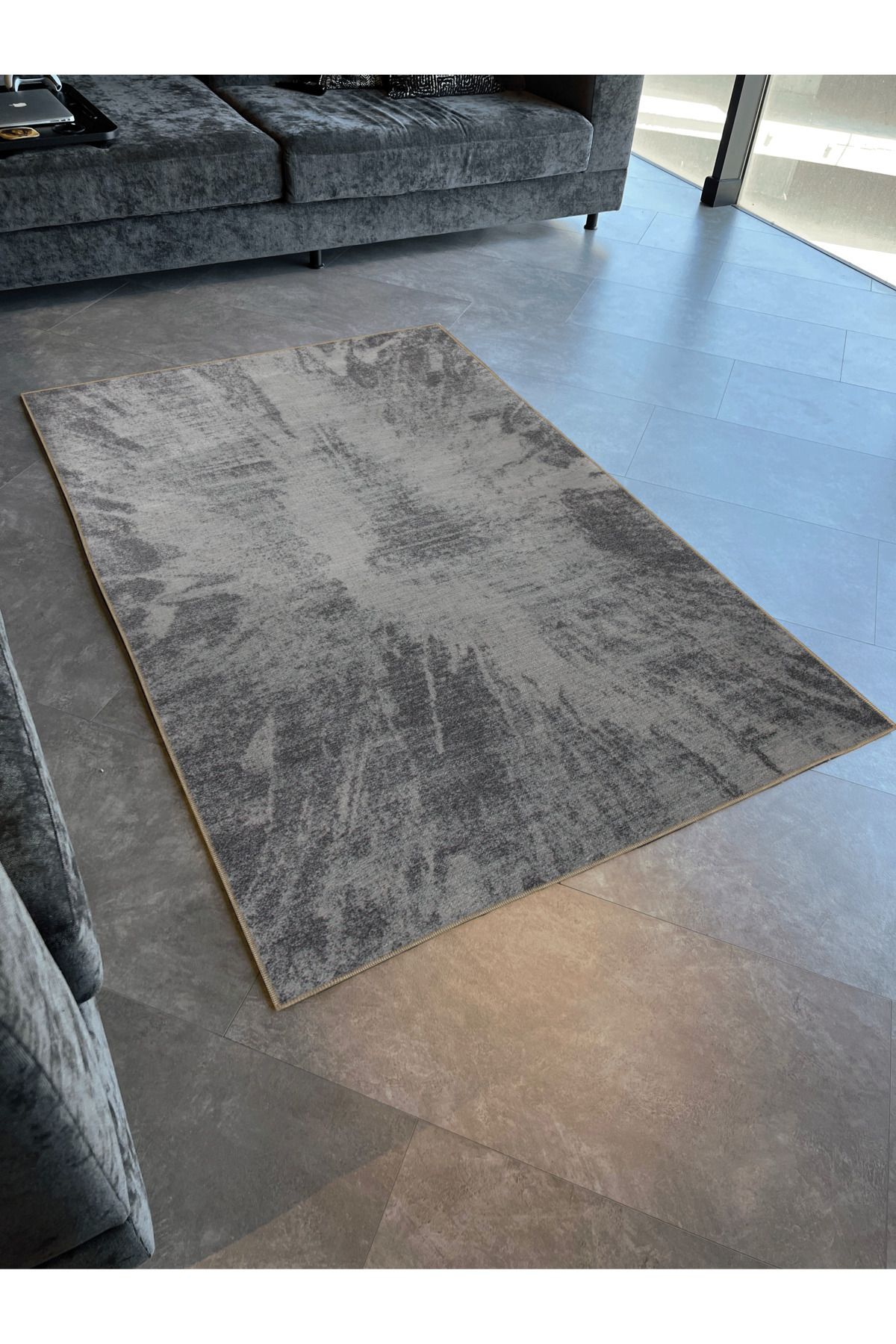 Gri Temalı Soyut Desenli Kreatif Modern Dekoratif Halı 2952