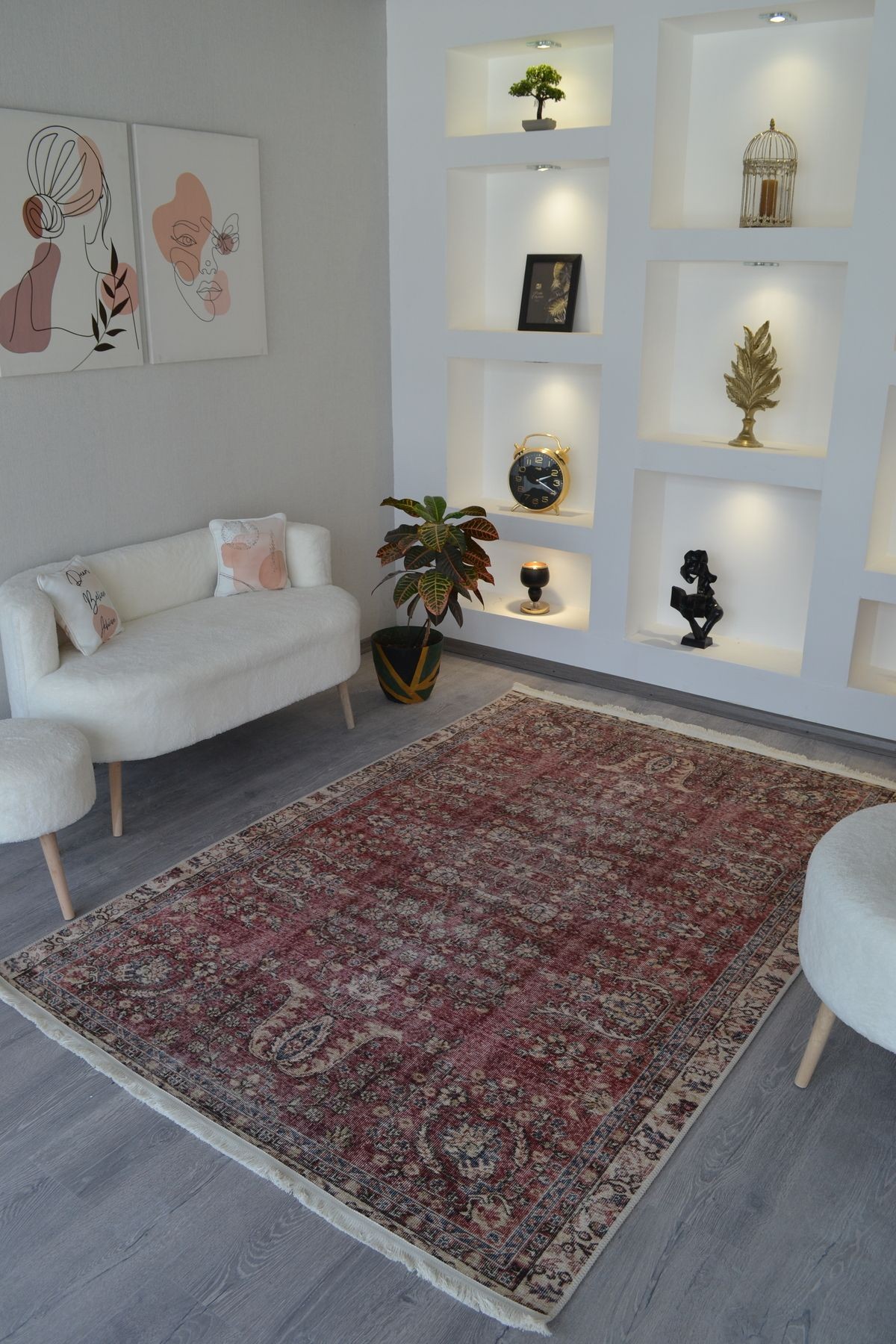 Mira Kırmızı Geleneksel Çiçek Desen Dekoratif Halı Mira 1541