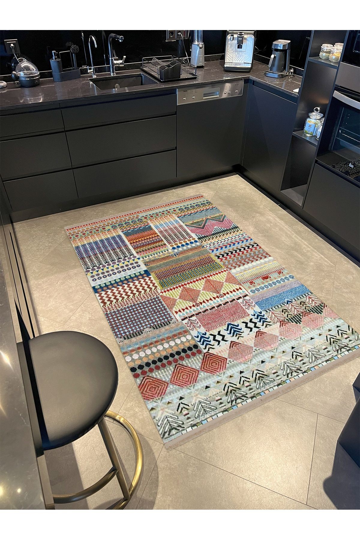 Barcelona Koleksiyonu Çok Renkli Karma Motifler ve Geometrik Desenli Vintage Dekoratif Halı 16