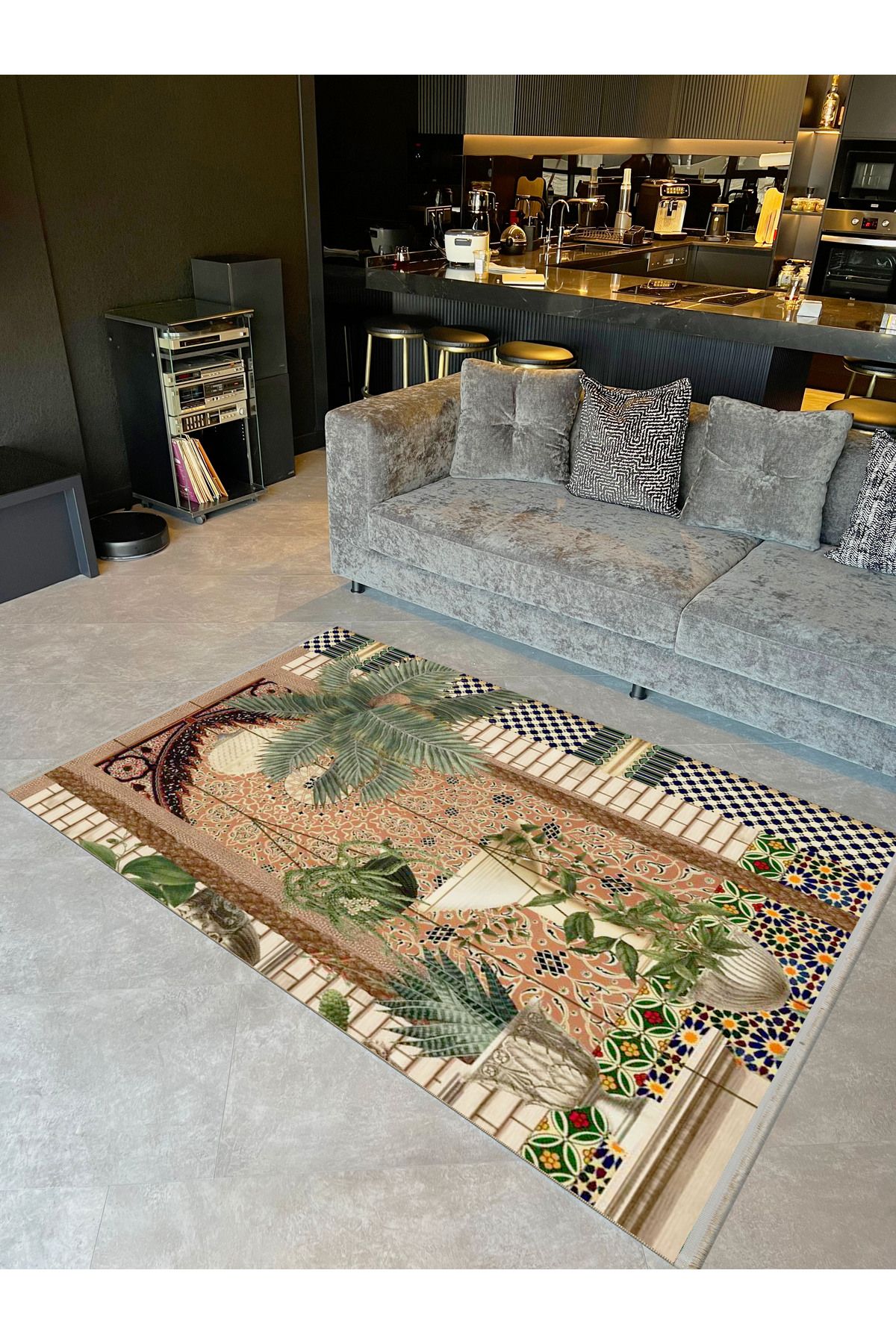 Güney Koleksiyonu Saray Bahçesi Temalı Etnik Motifler ve Ağaç Desenli Vintage Dekoratif Halı 08