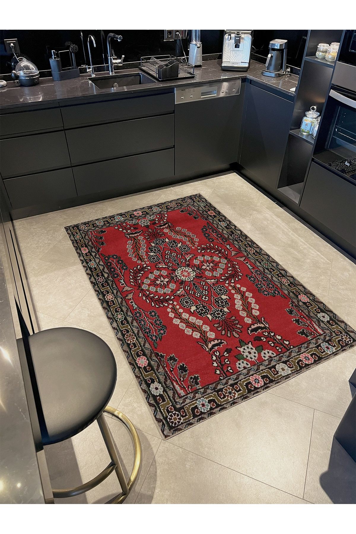 Tuğrul Koleksiyonu Kırmızı Tema Vintage Motifler Desenli Dokuma Taban Dekoratif Halı 59