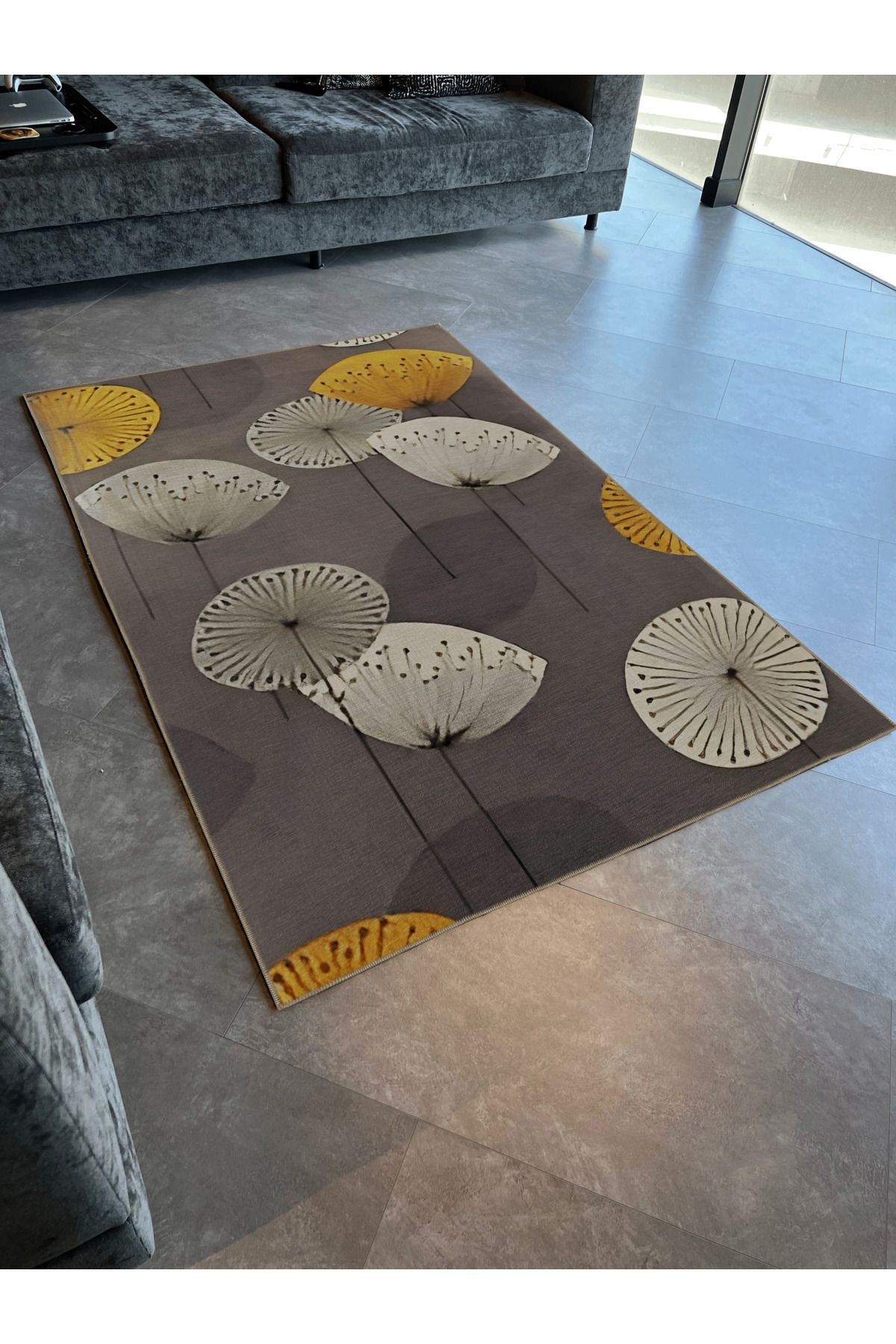 Gri Sarı Temalı Karahindiba Çiçek Temalı Kreatif Modern Dekoratif Halı 2173