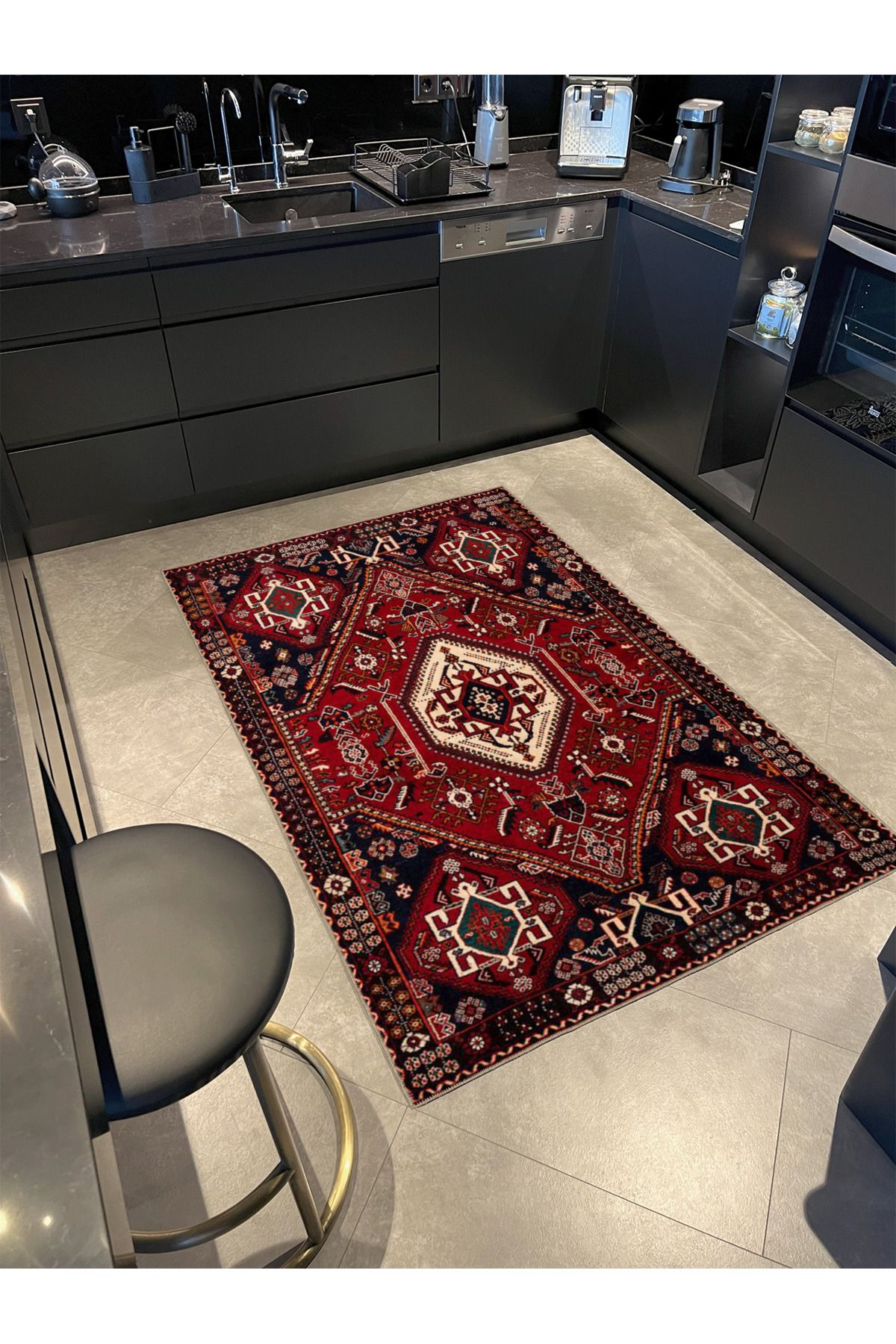 Kapalı Kırmızı Çiçekli Geometrik Geleneksel Desenli Kreatif Dokuma Taban Halı miravip131