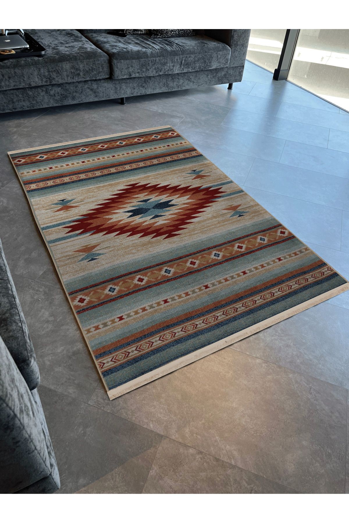 Çok Renkli Geleneksel Motif Desenli Saçaklı Vintage Dekoratif Halı 3050