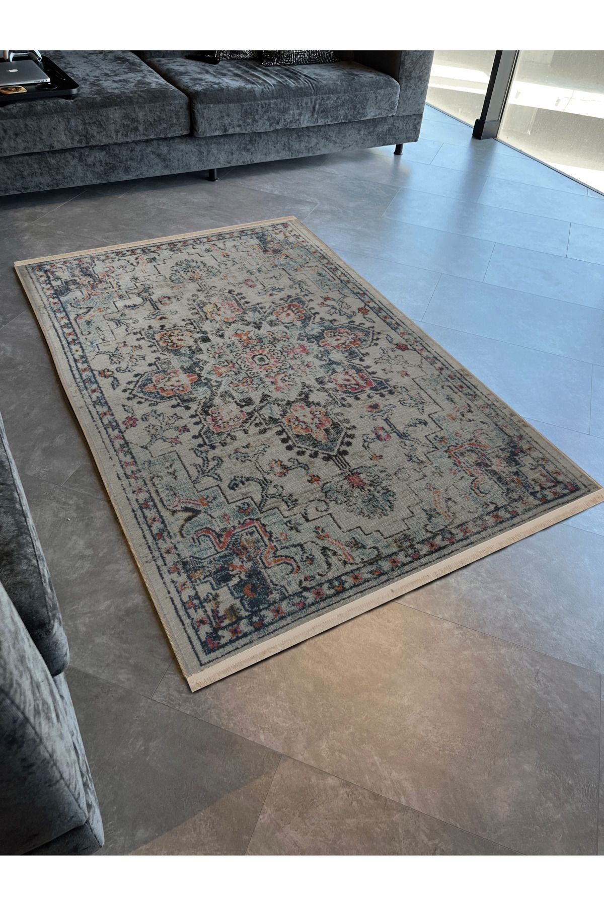 Bej Temalı Çok Renkli Geleneksel Motif Çiçek Desenli Kreatif Vintage Dekoratif Halı 2931