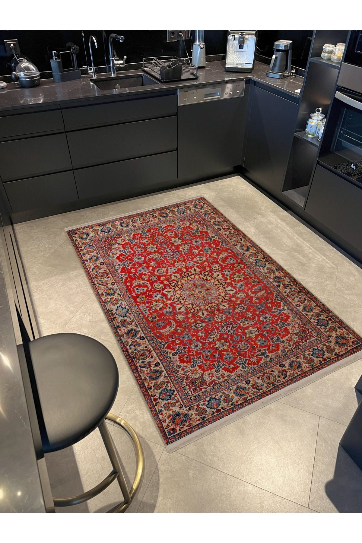Bordo Temalı Çok Renkli Geleneksel Motif Etnik Çiçek Desenli Vintage Dekoratif Halı 2474