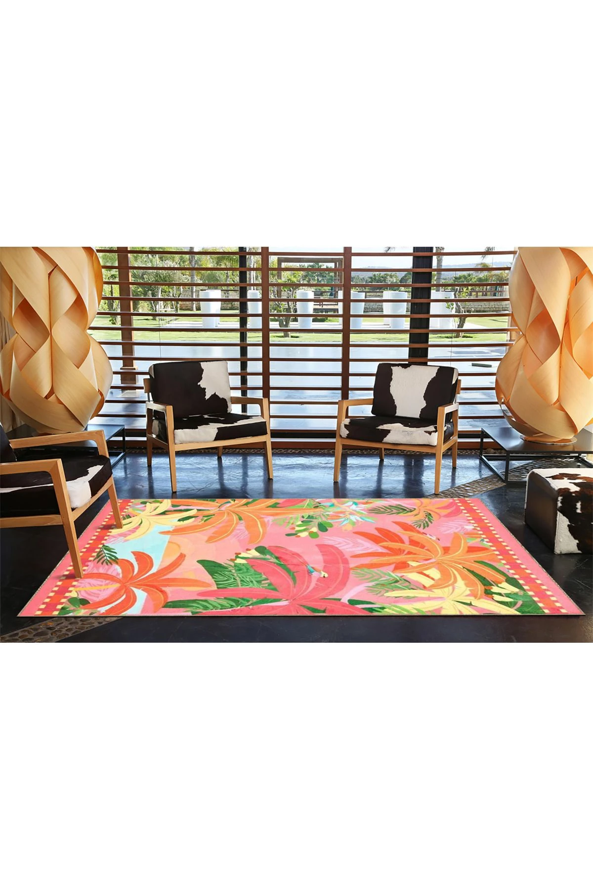 Pembe Renk Temalı Palmiye ve Deniz Desenli Halı 3727