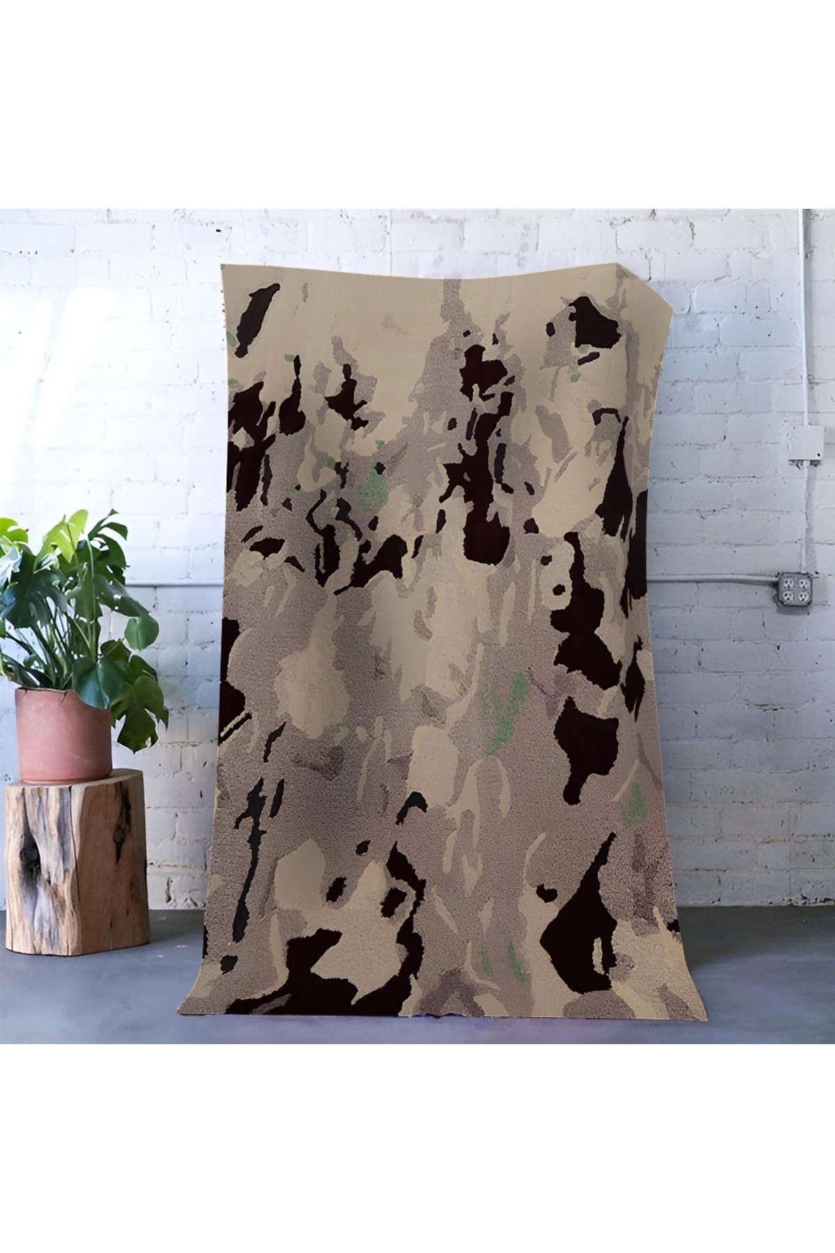 Siyah Bej Temalı Soyut Desenli Modern Dekoratif Halı 1671