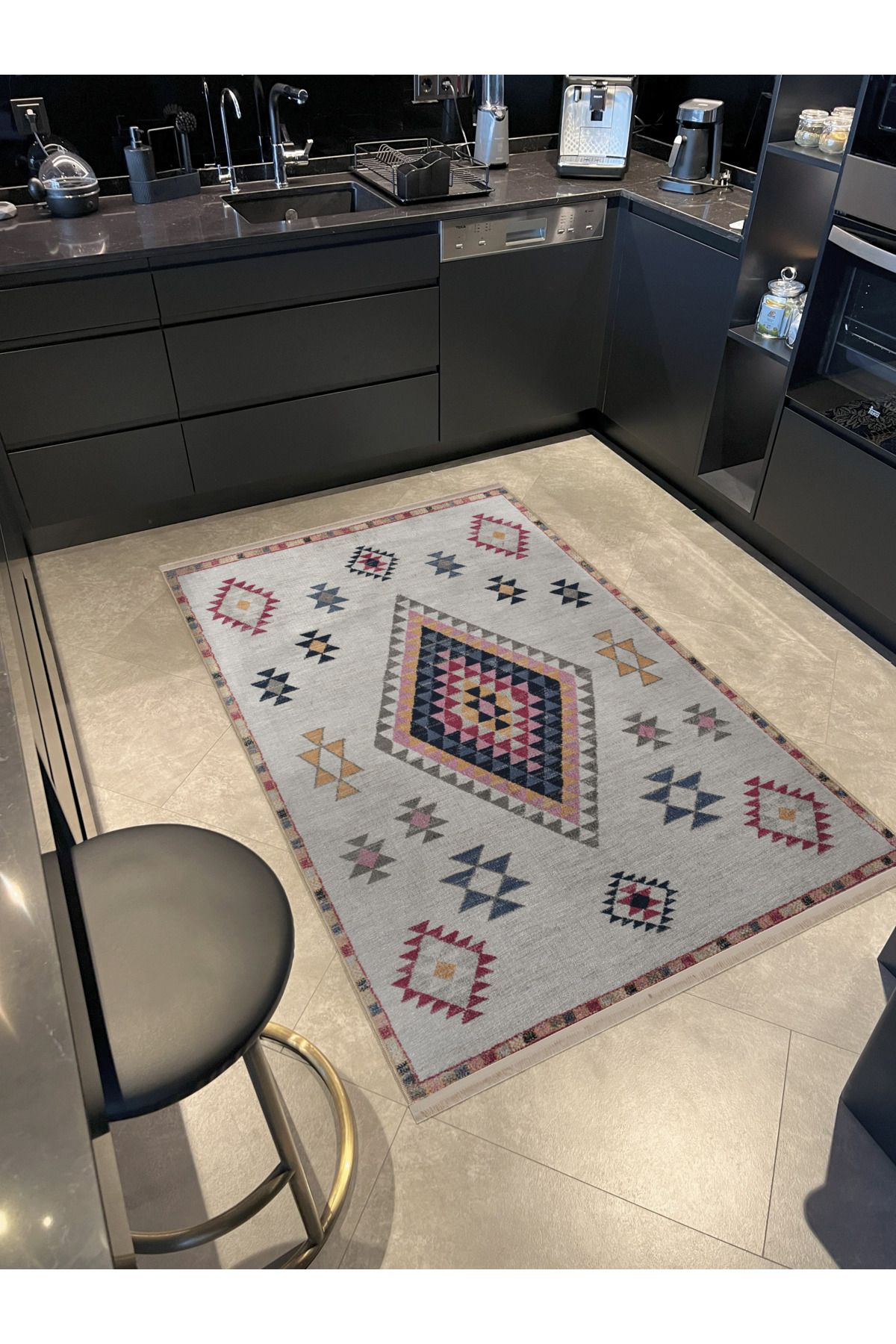 Bej Temalı Çok Renkli Geleneksel Motif Desenli Saçaklı Vintage Dekoratif Halı 3085