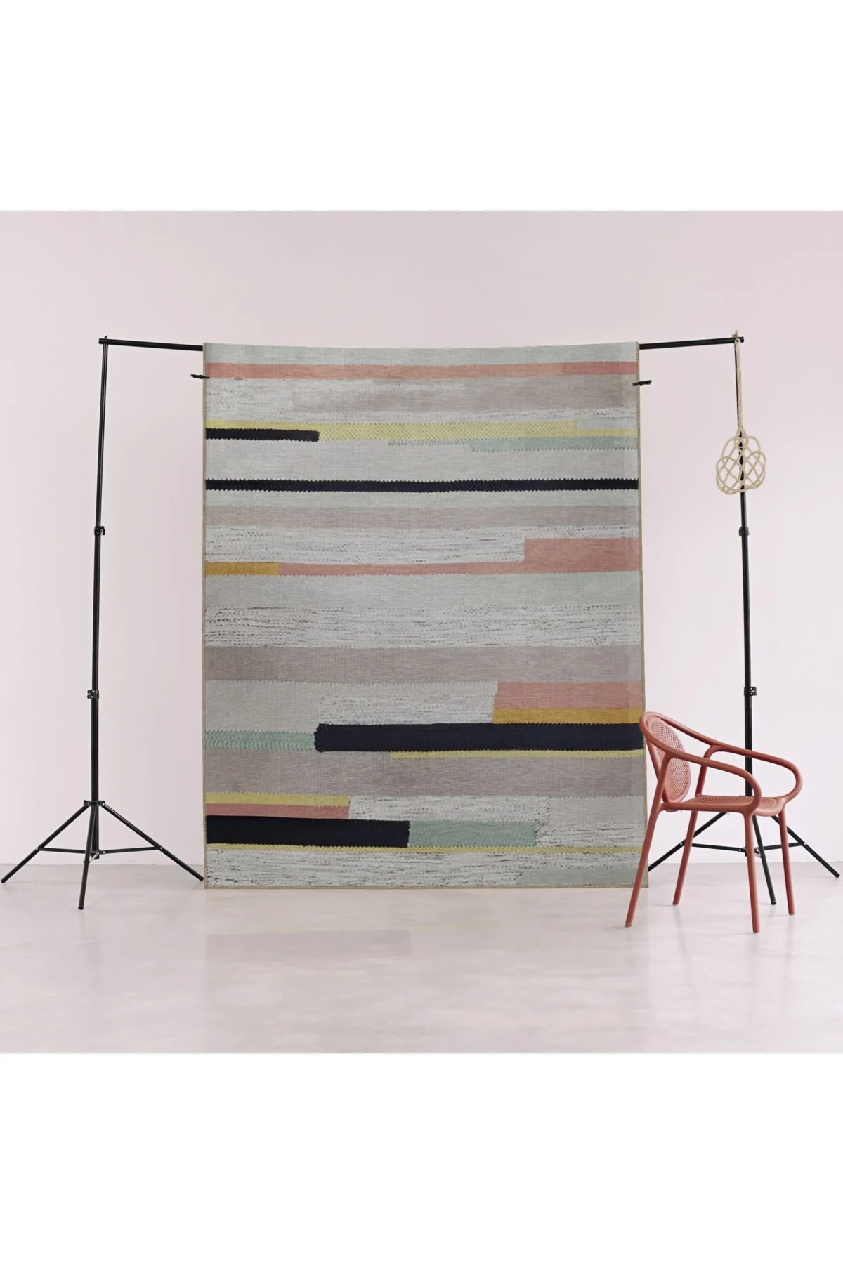 Gri Bej Temalı Şerit Çizgi Desenli Modern Dekoratif Halı 2177