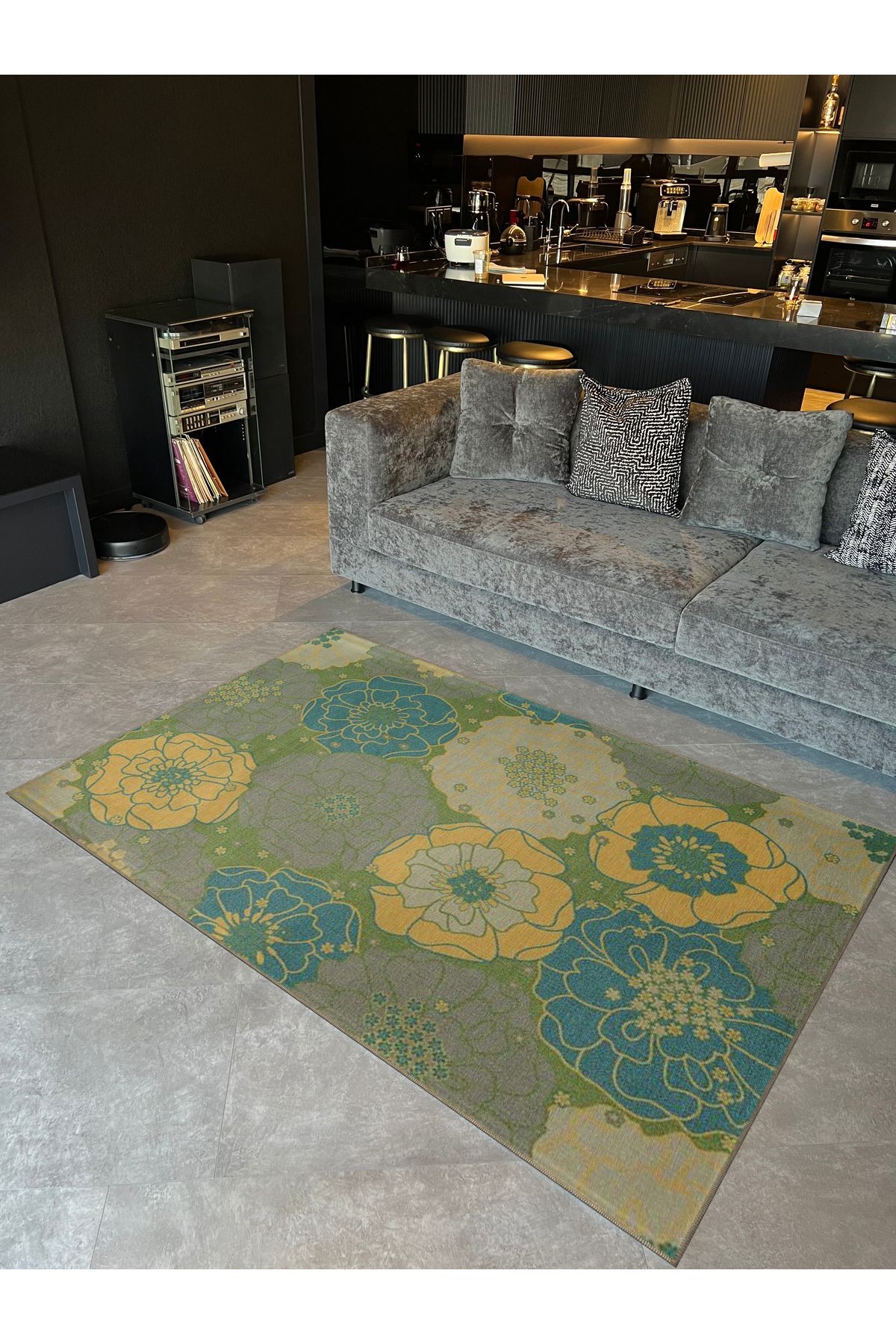 Pastel Tema Çok Renkli Karma Floral Çiçek Desenli Modern Dekoratif Halı 5344
