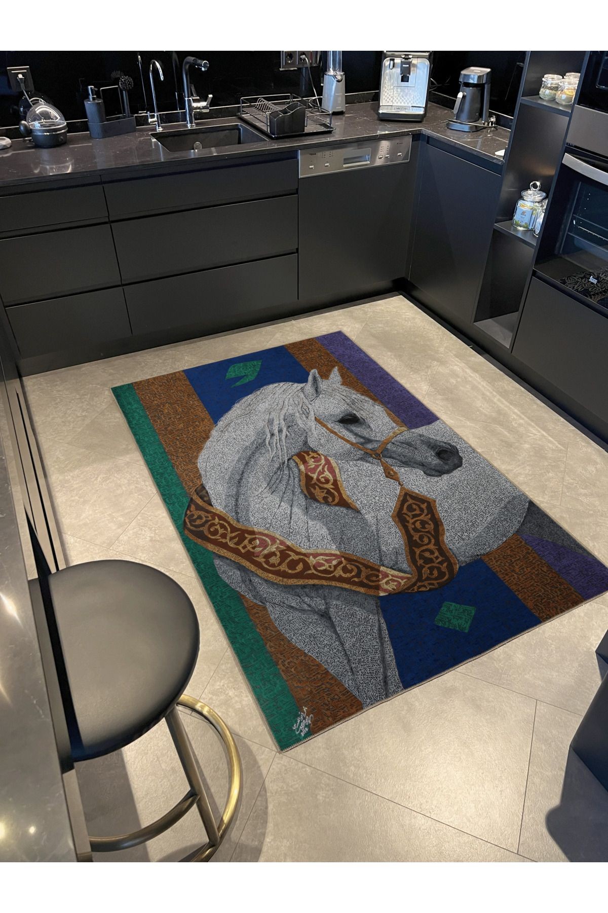 Çok Renkli Tema Asil At Desenli Kreatif Modern Dekoratif Halı 2530