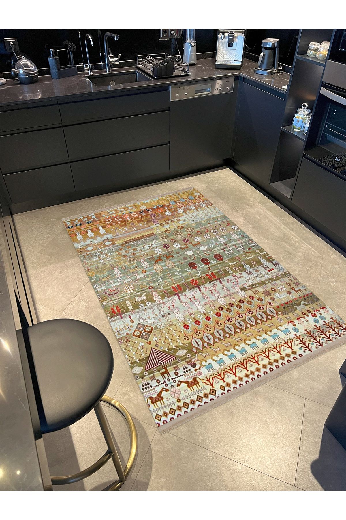 Barcelona Koleksiyonu Hayvan Figürleri ve Çiçek Desenli Vintage Dekoratif Halı 31