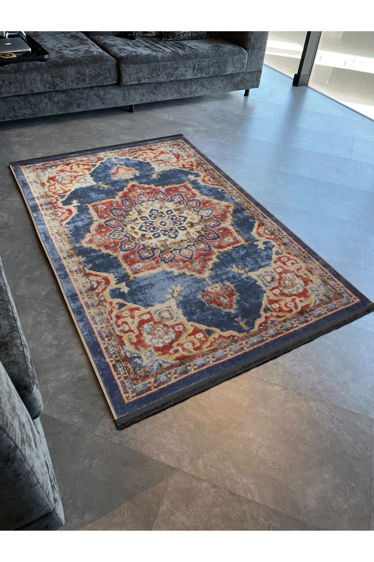 Mavi Temalı Geleneksel Motif Etnik Çiçek Desenli Kreatif Vintage Dekoratif Halı 2422