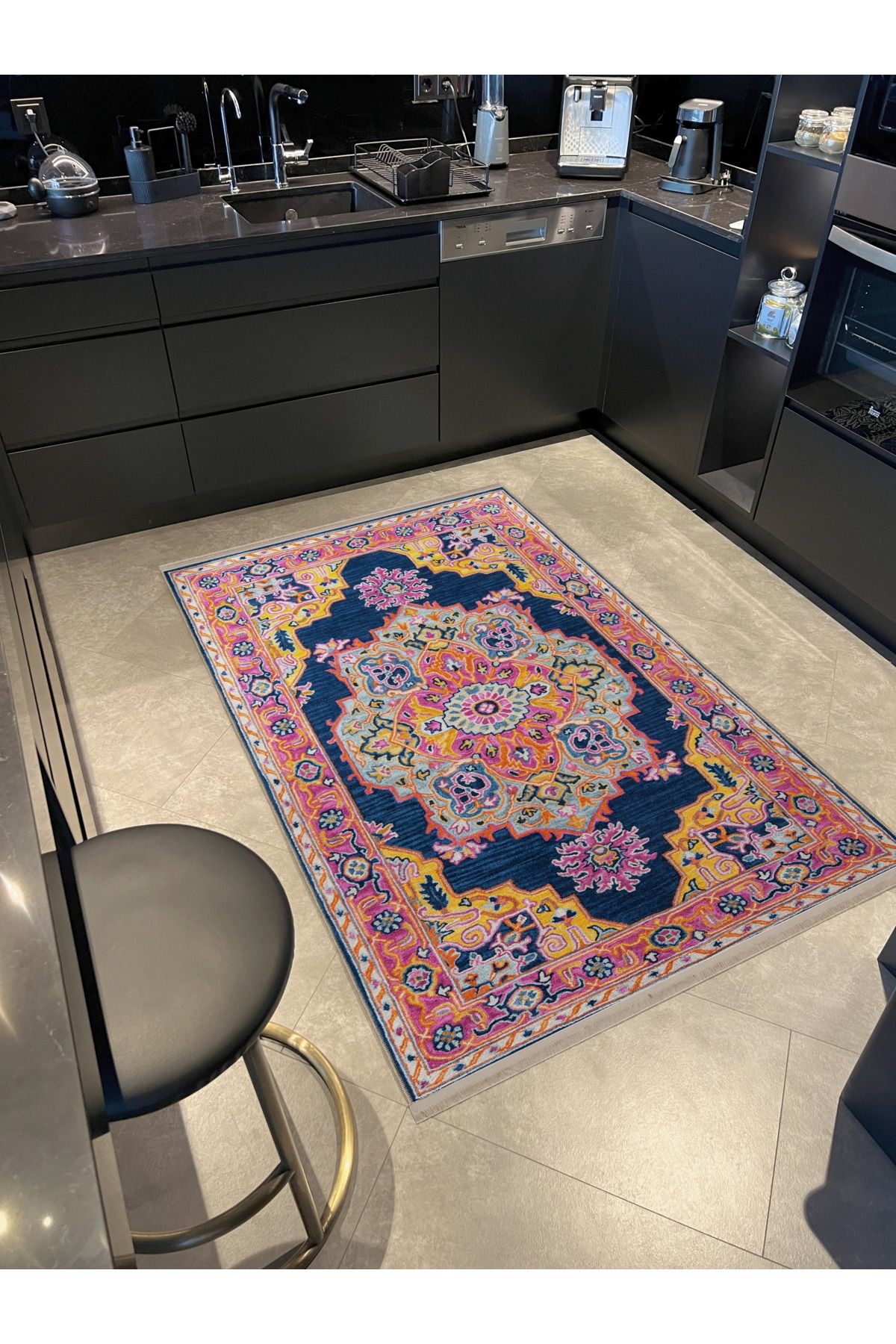 Pembe Mavi Temalı Geleneksel Motif Etnik Desenli Vintage Dekoratif Halı 2616