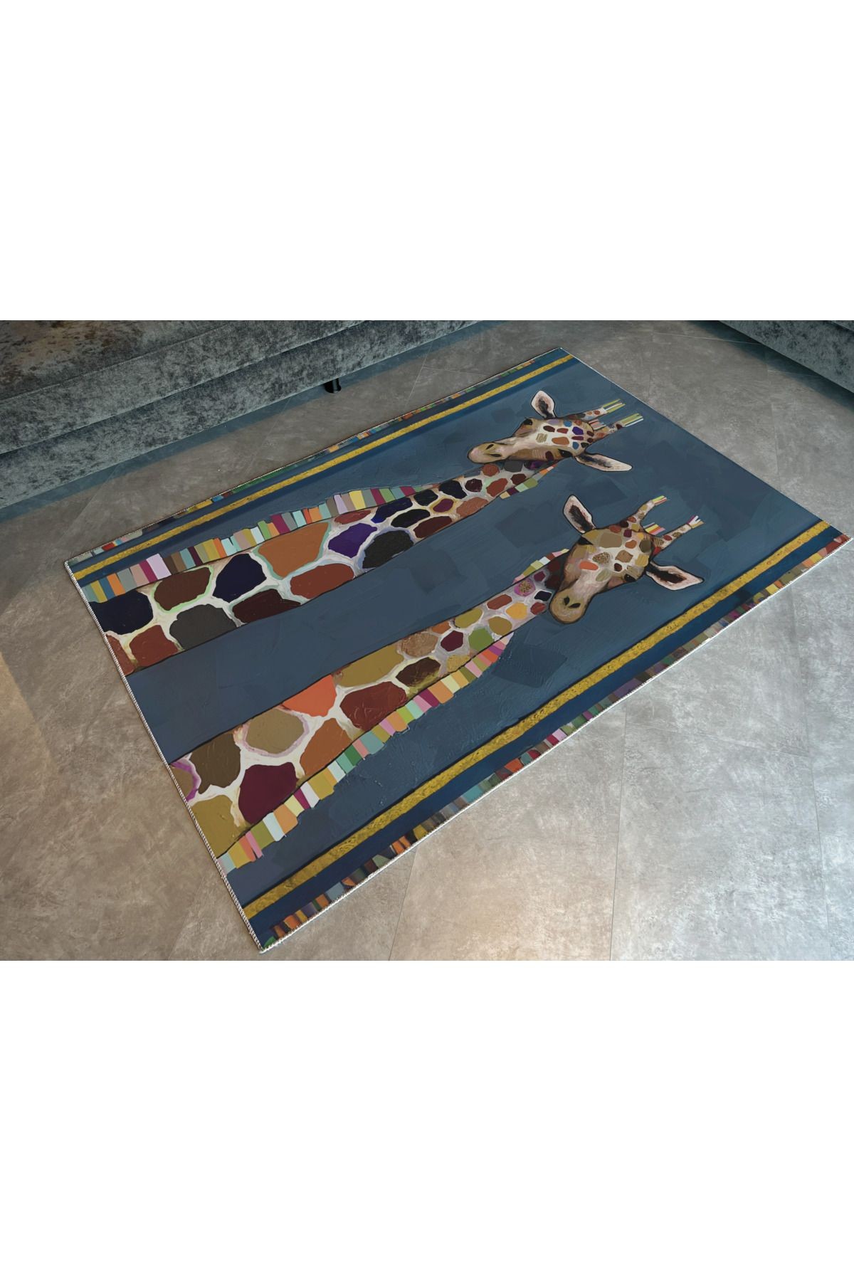 Mavi Temalı Zürafa Desenli Çok Renkli Modern Dekoratif Halı 1649