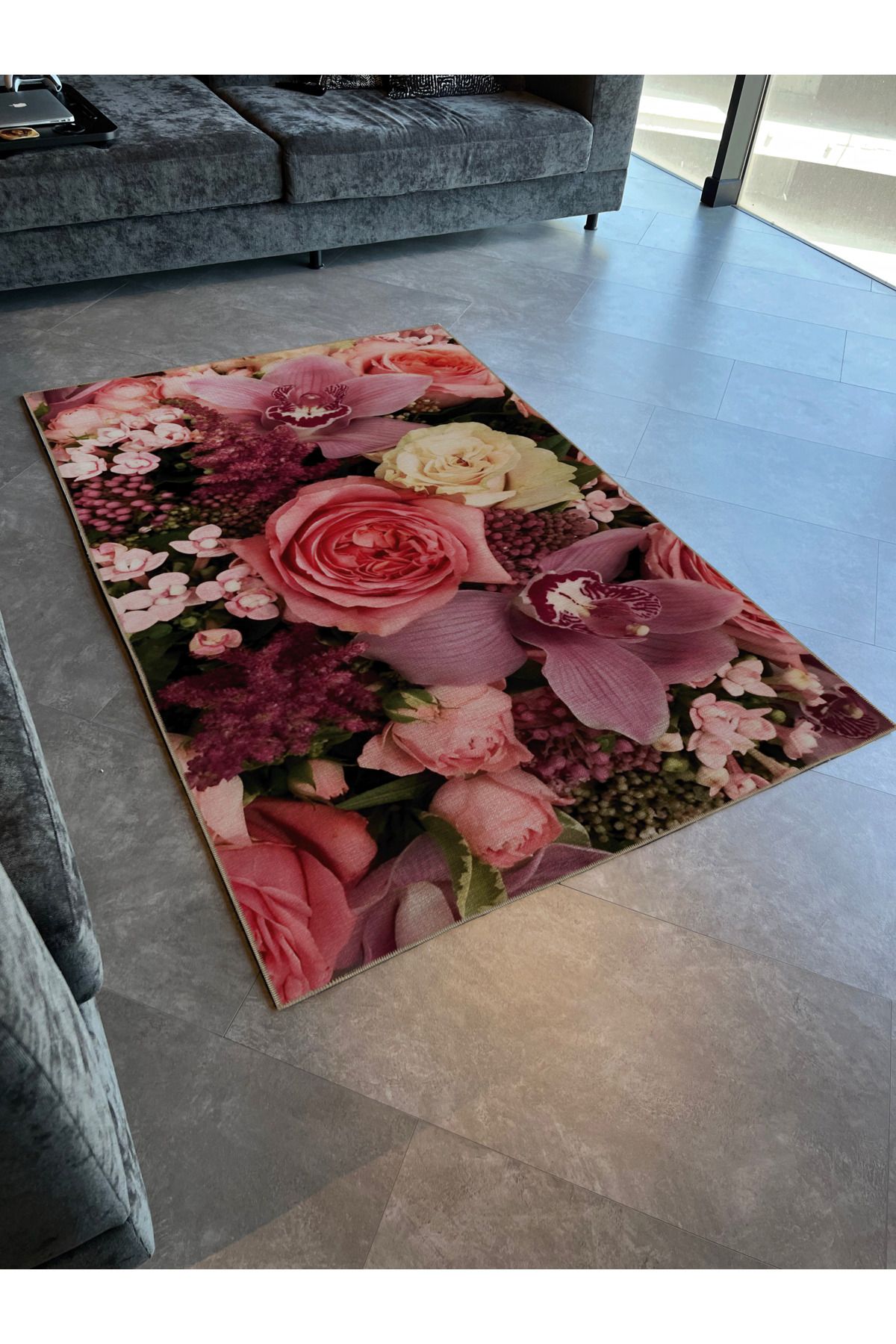 Mor Pembe Temalı Gül ve Çiçek Desenli Kreatif Modern Dekoratif Halı 2316