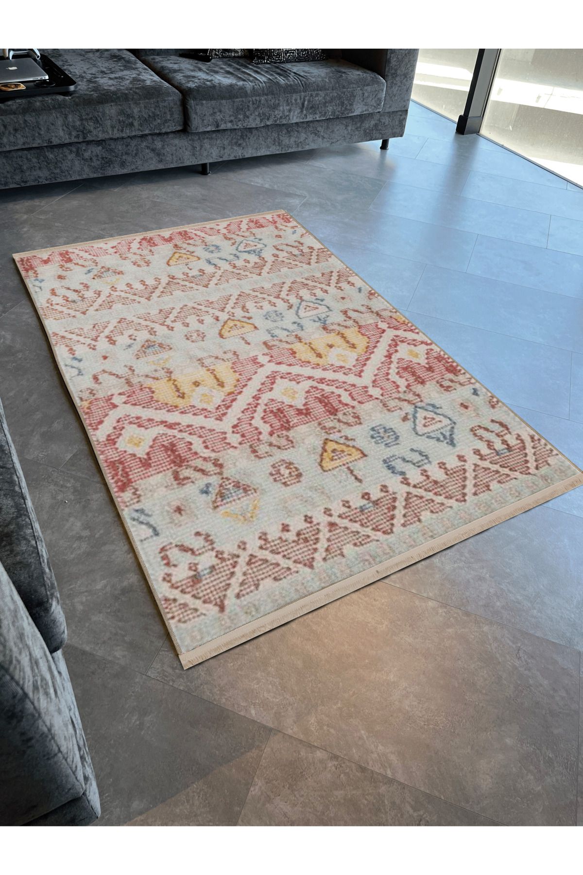 Pembe Bej Temalı Motifli Etnik Desenli Saçaklı Vintage Dekoratif Halı 3178