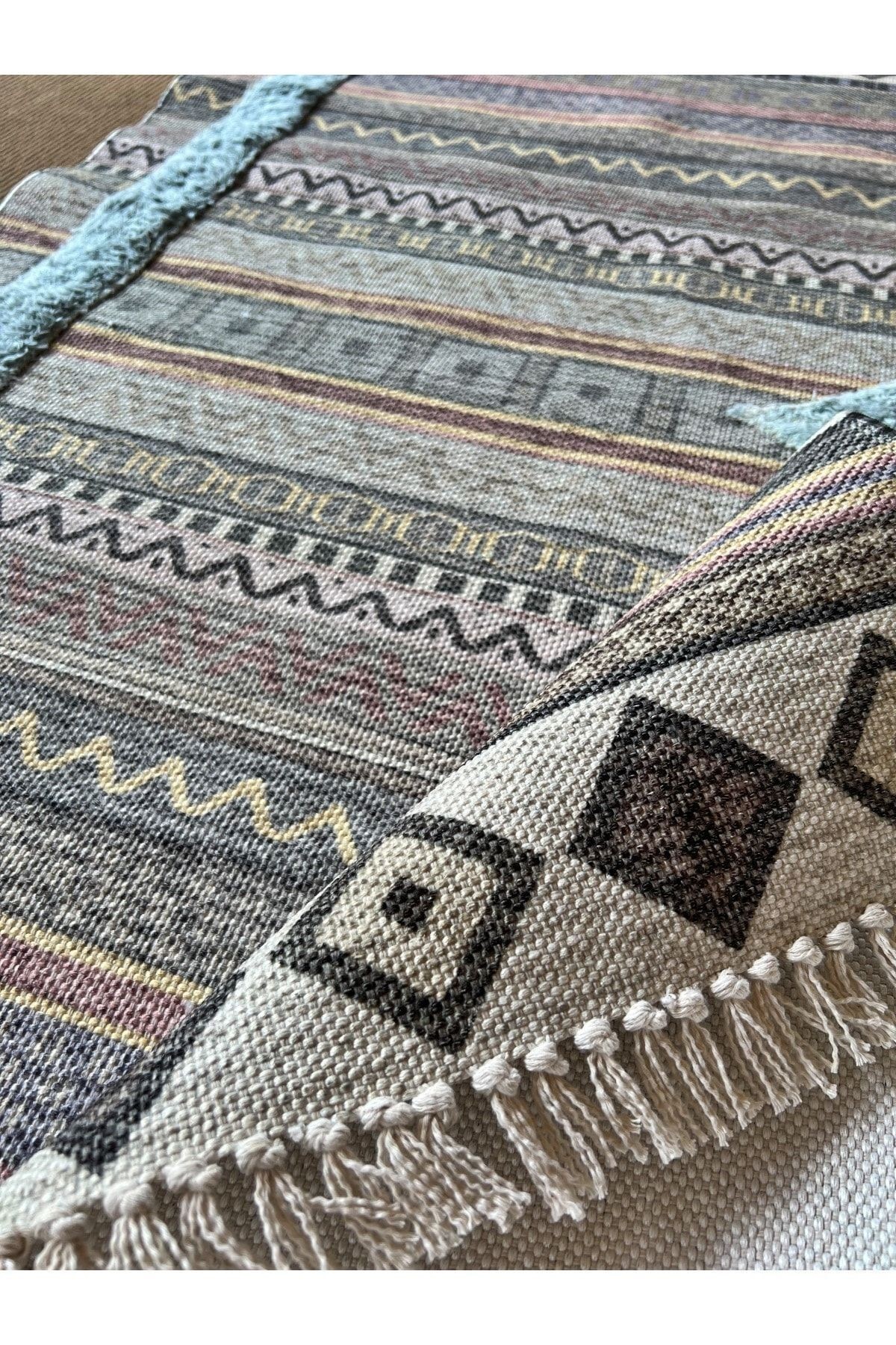 Rustik 4046 Çok Renkli Pastel Desenli Kilim