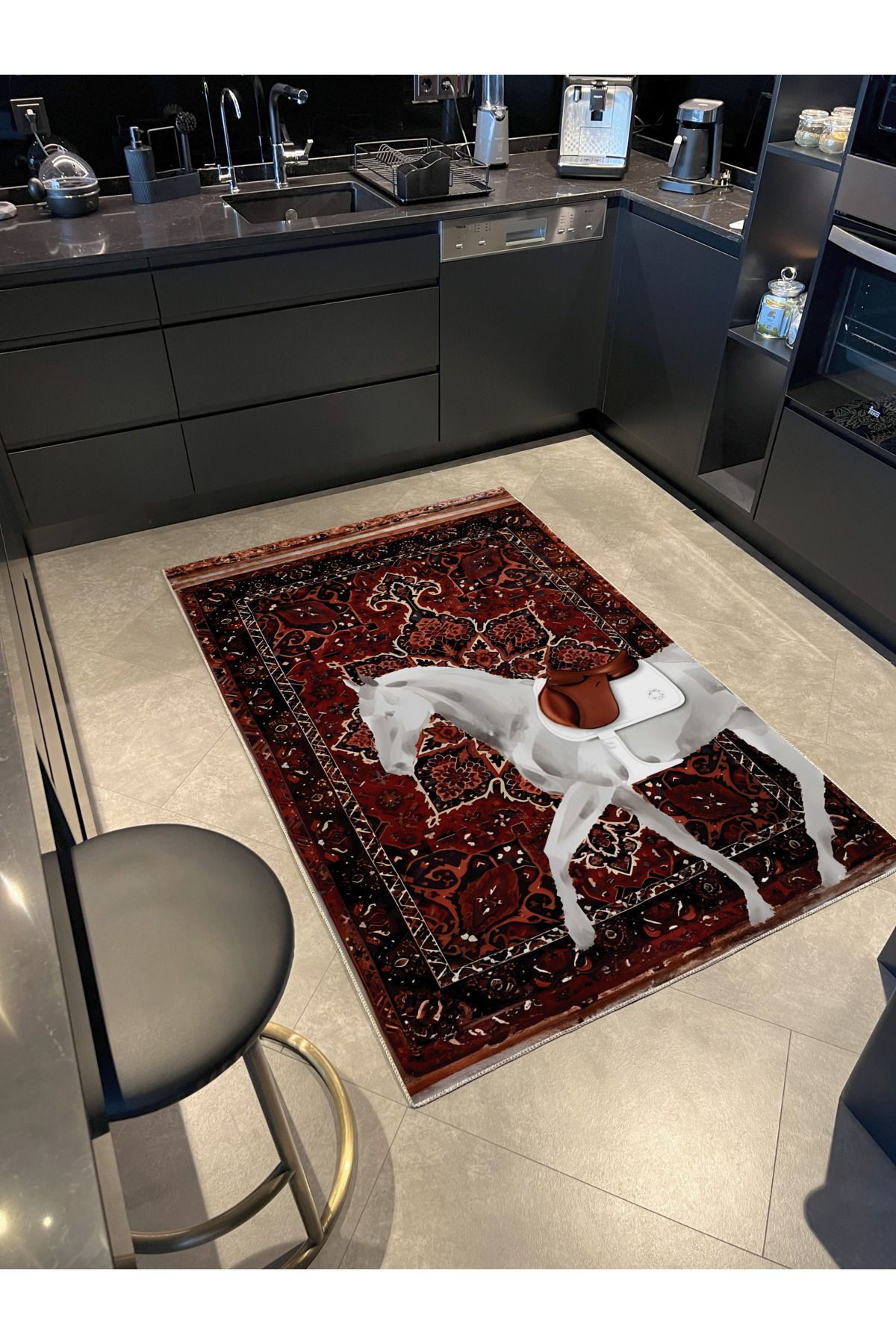 Bordo Temalı At Desenli Geleneksel Motifli Vintage Dekoratif Halı 1672