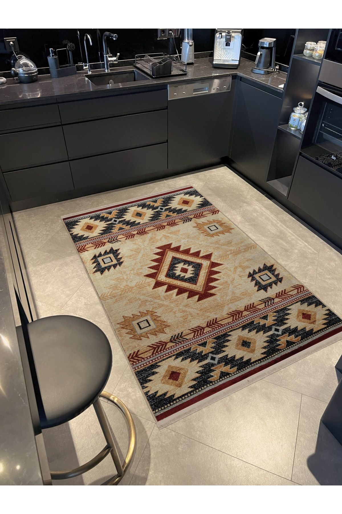 Bej Temalı Geleneksel Motif Desenli Saçaklı Vintage Dekoratif Halı 3080