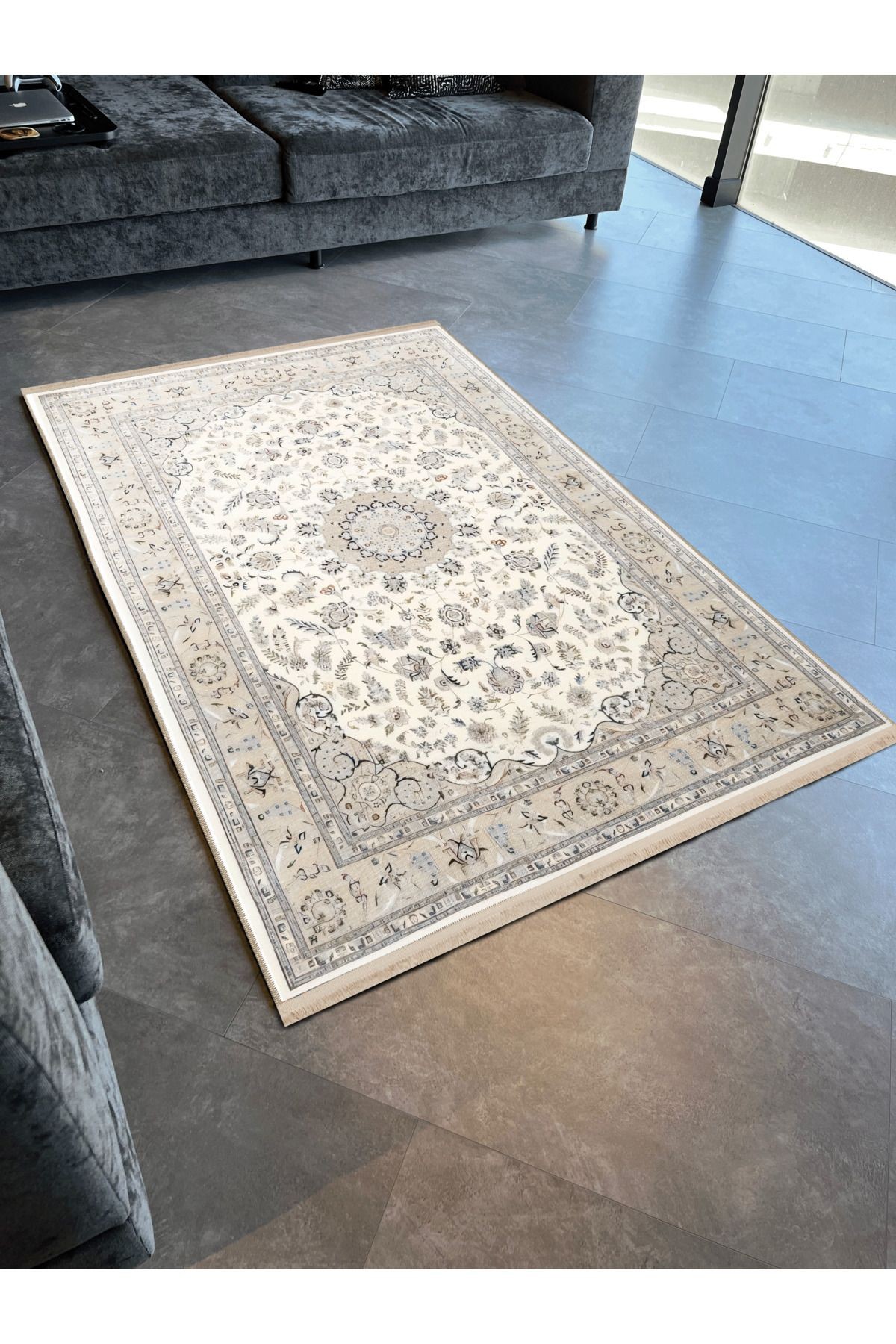 Bej Pudra Temalı Geleneksel Motif Etnik Desenli Kreatif Vintage Dekoratif Halı 2400